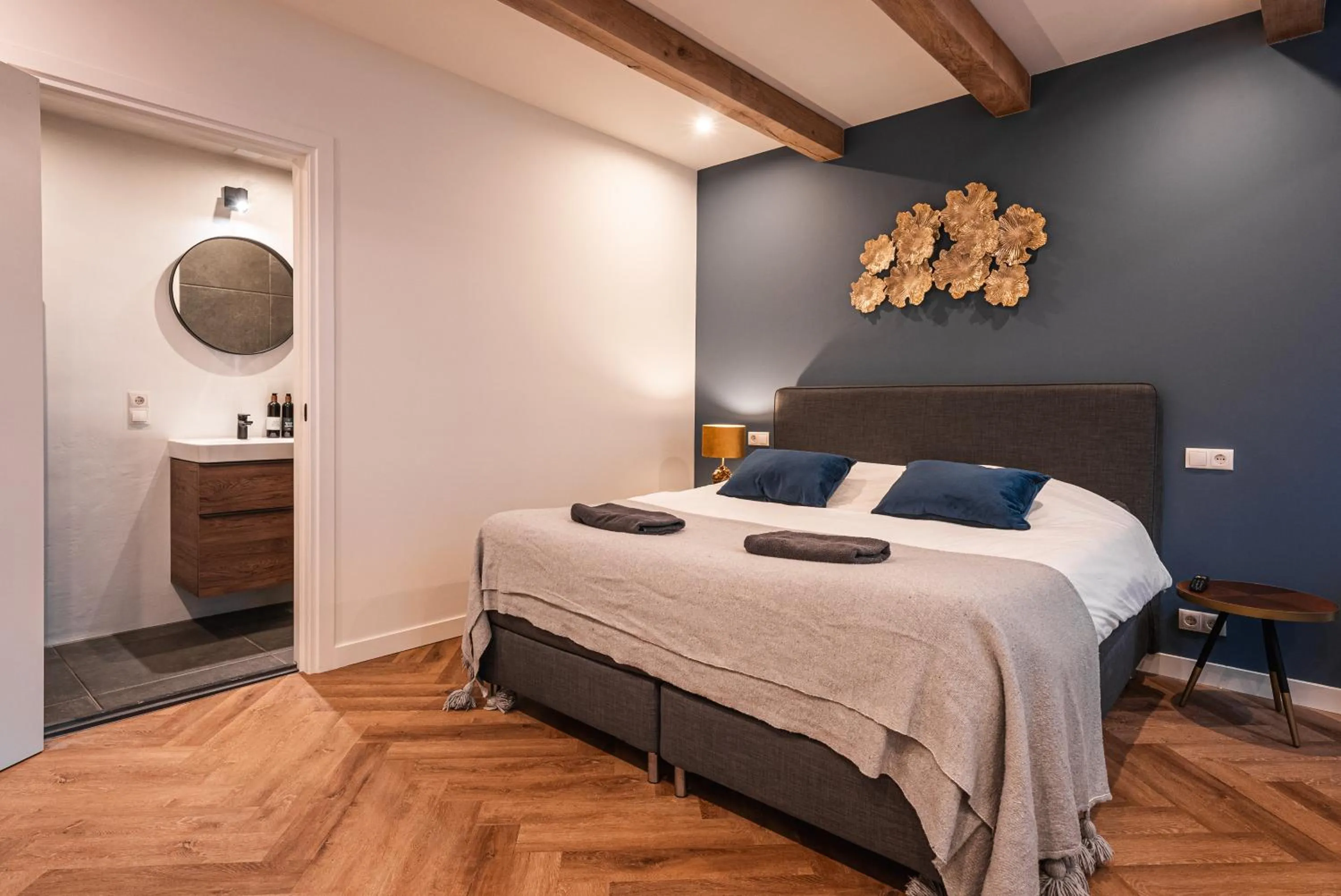 Bed in Familie Hotel & Apartments Alkmaar