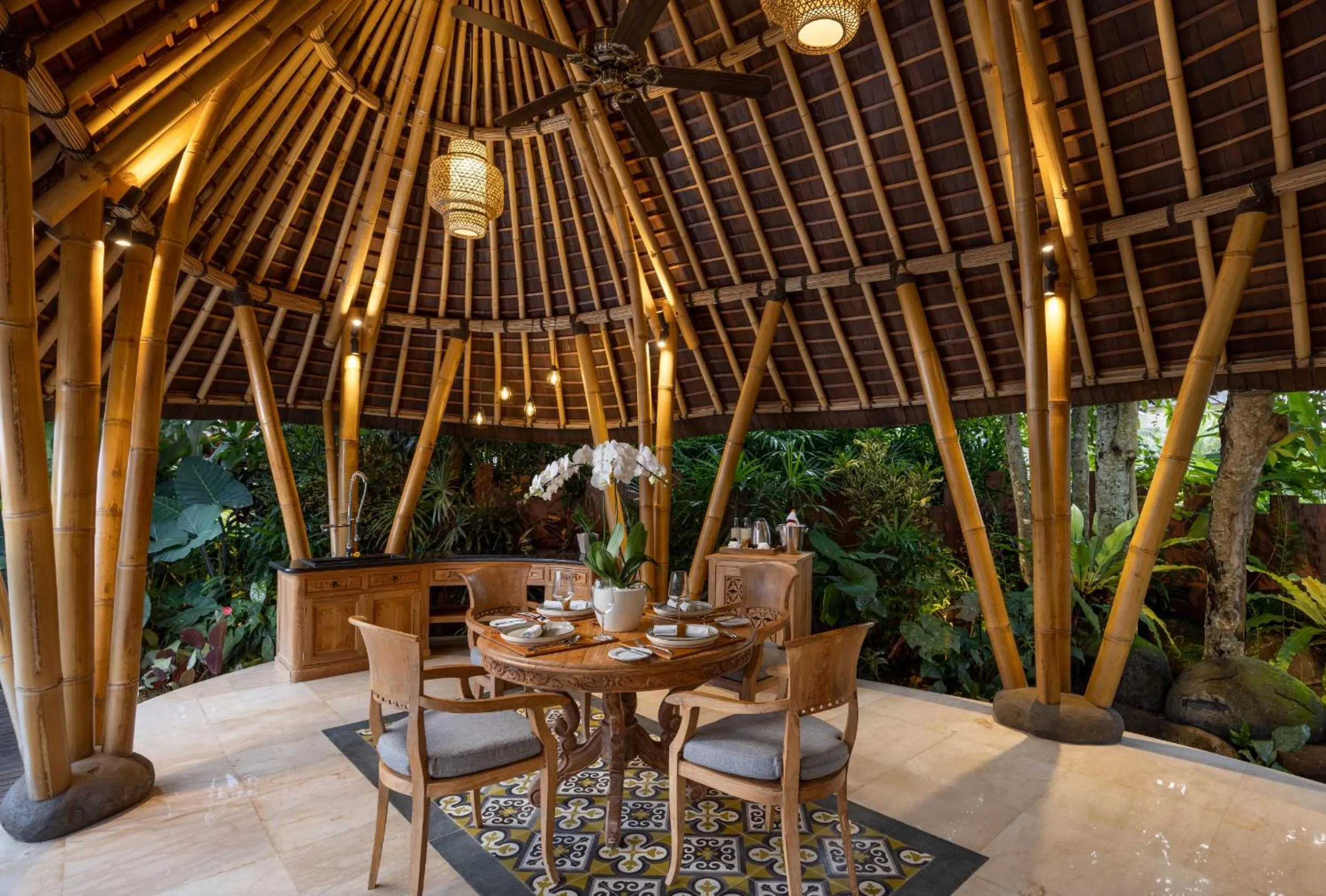 Seating area in The Alena Resort a Pramana Experience