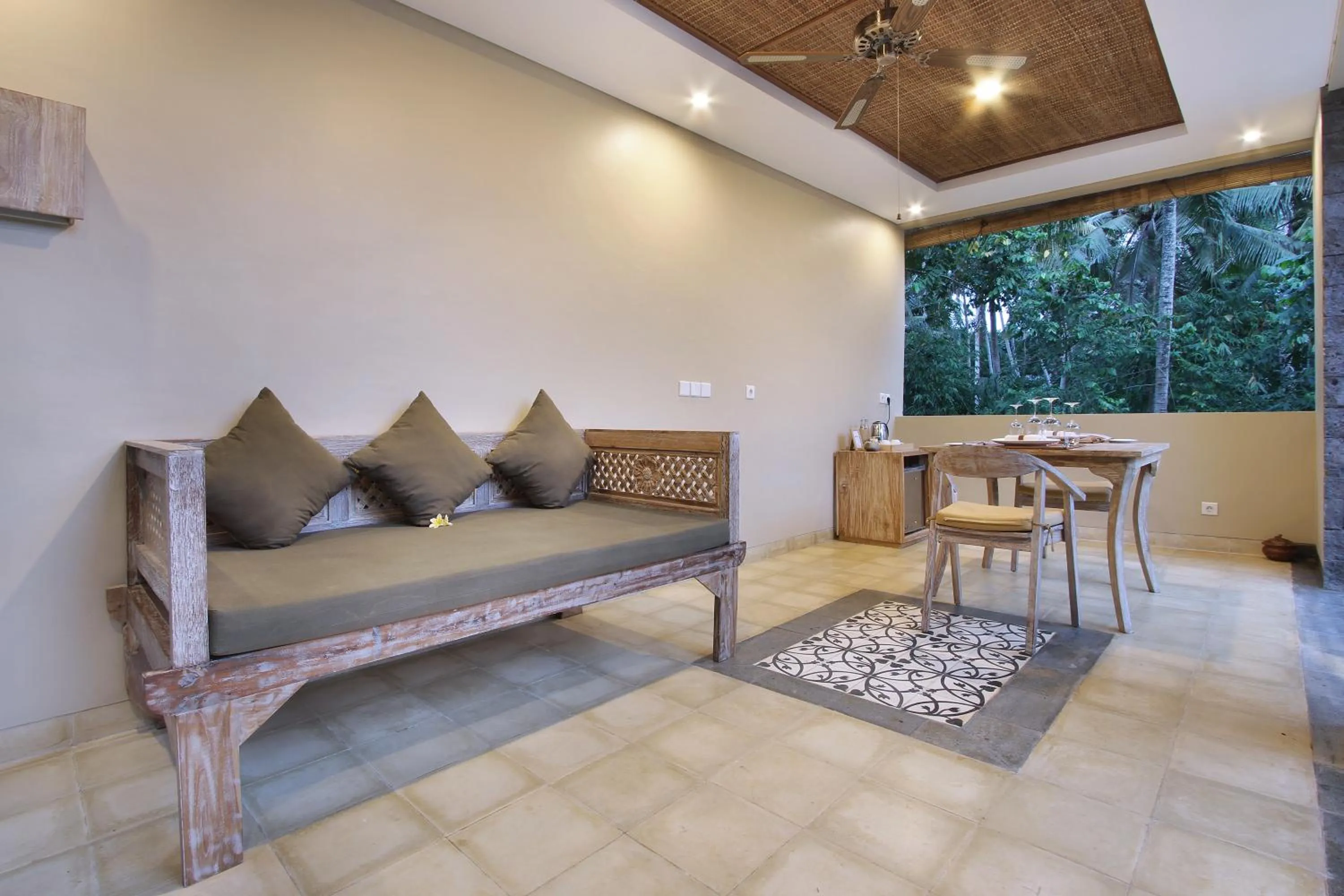 Dining area, Bed in The Alena Resort a Pramana Experience