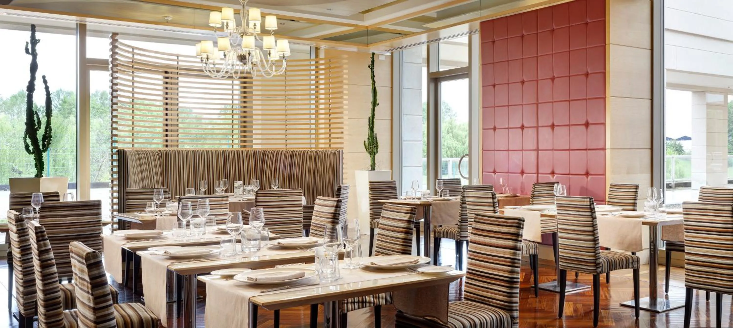 Restaurant/places to eat in UNA Hotels Expo Fiera Milano