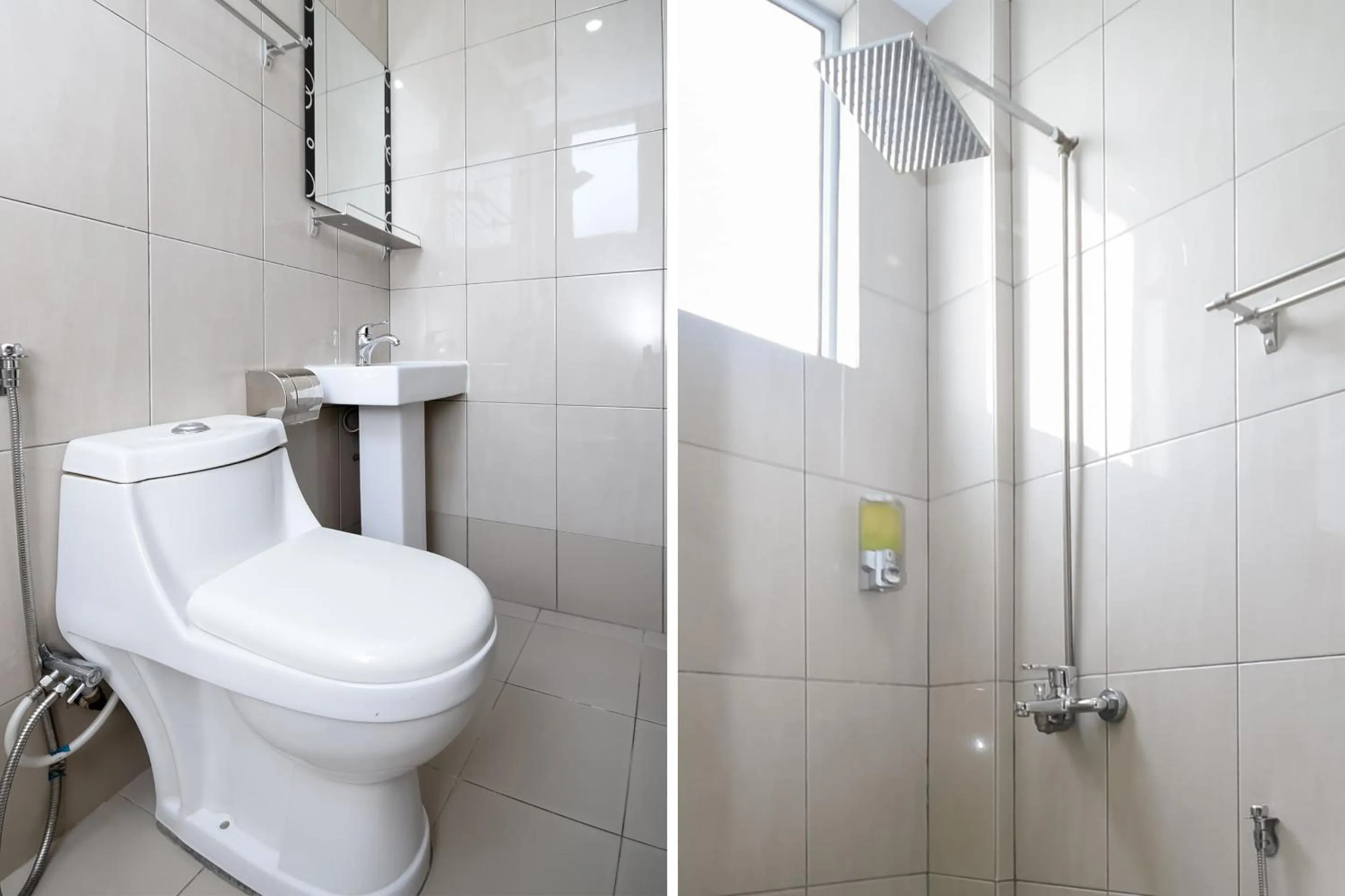 Bathroom in Hotel O Ys Inn