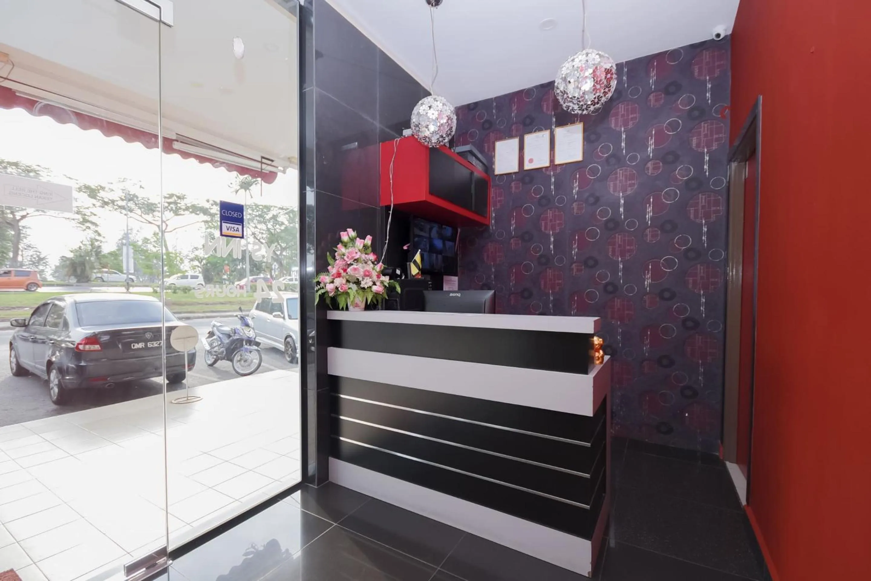 Lobby or reception in Hotel O Ys Inn