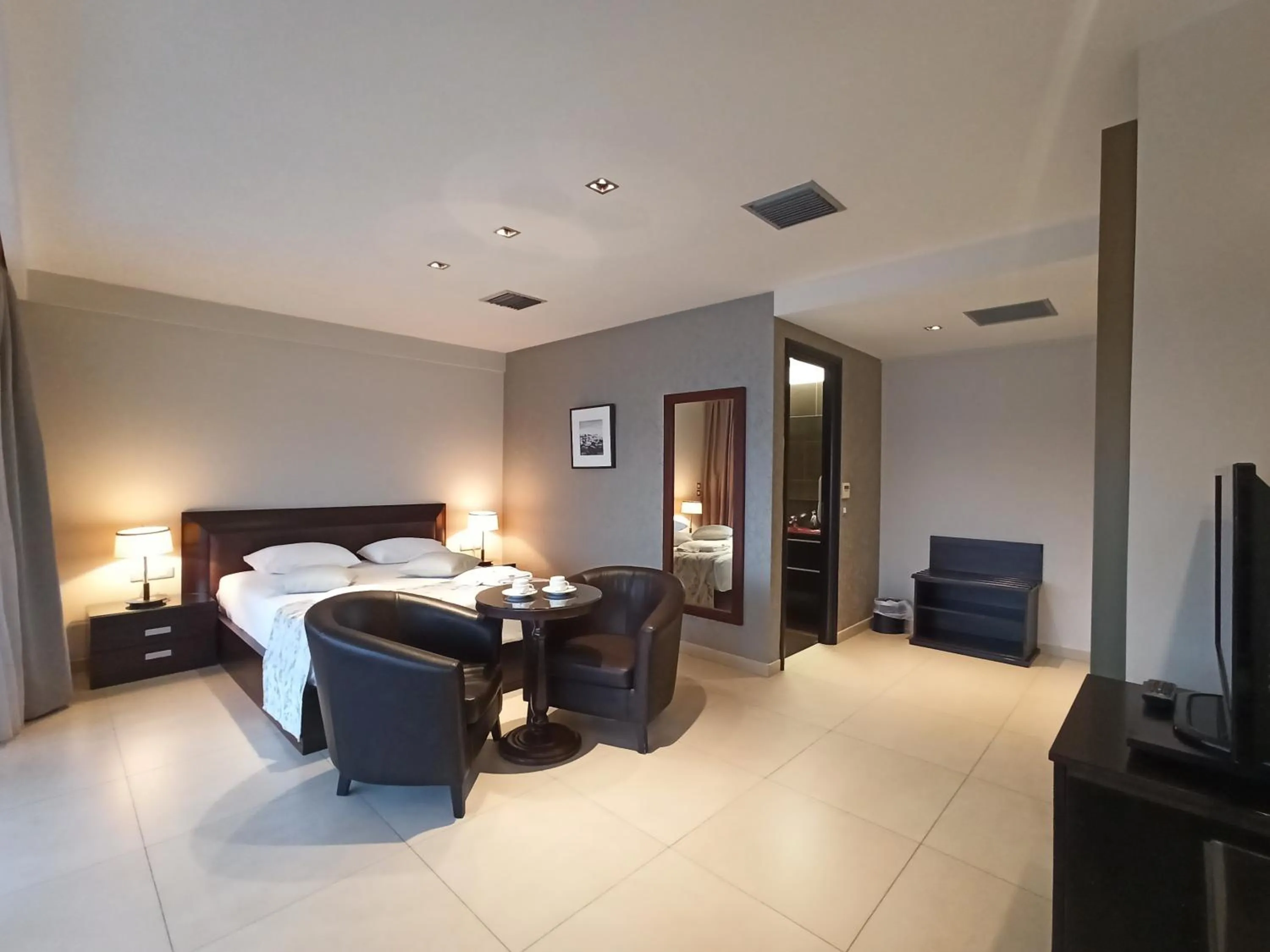 Bedroom, Bed in King Minos Hotel