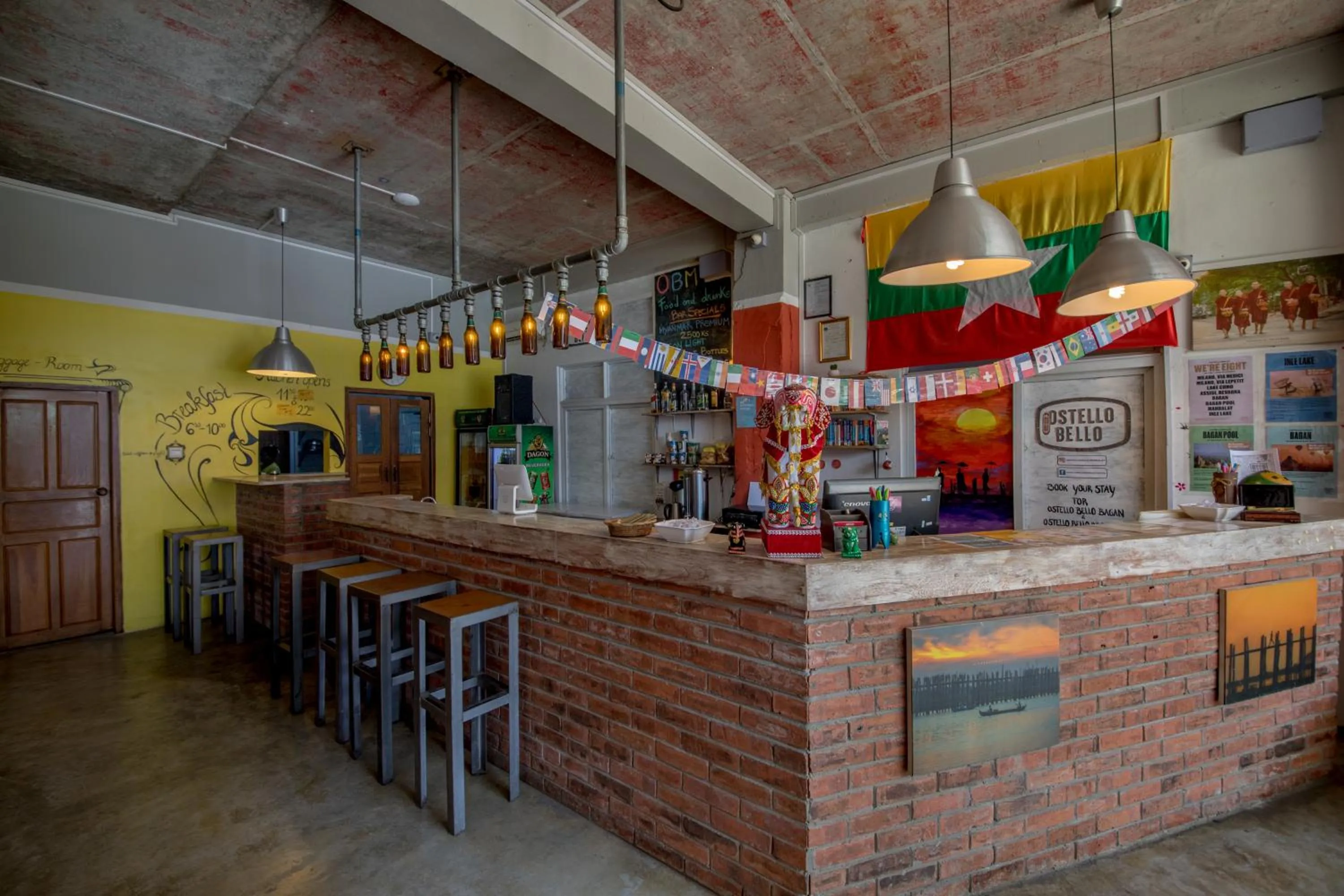 Lobby or reception in Ostello Bello Mandalay