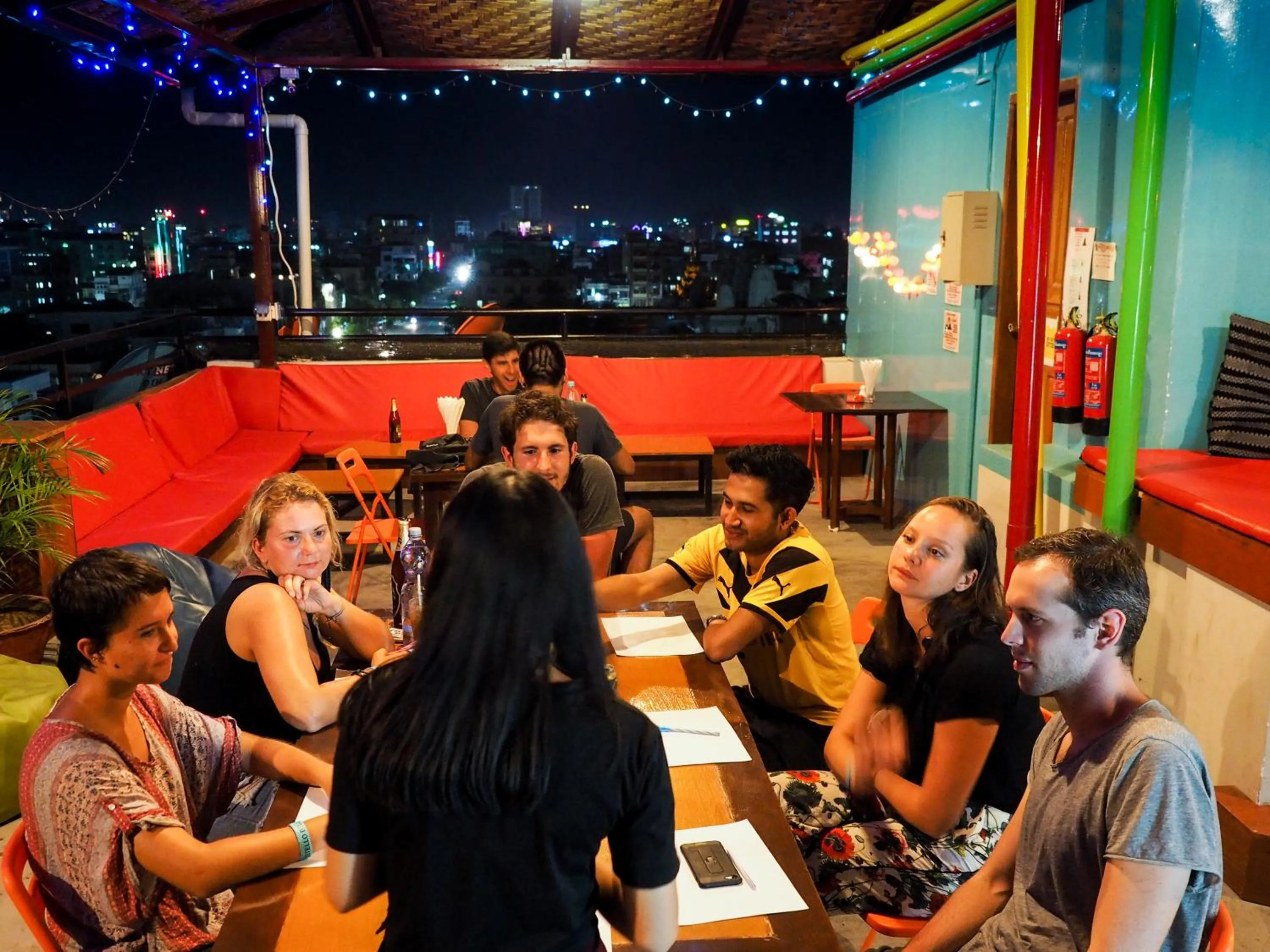 Restaurant/places to eat in Ostello Bello Mandalay