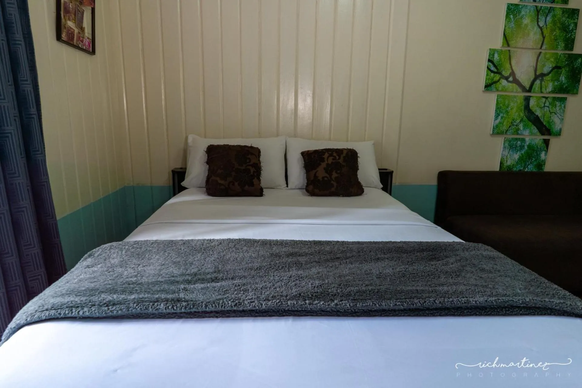 Photo of the whole room, Bed in Old Orangewood Bed & Breakfast