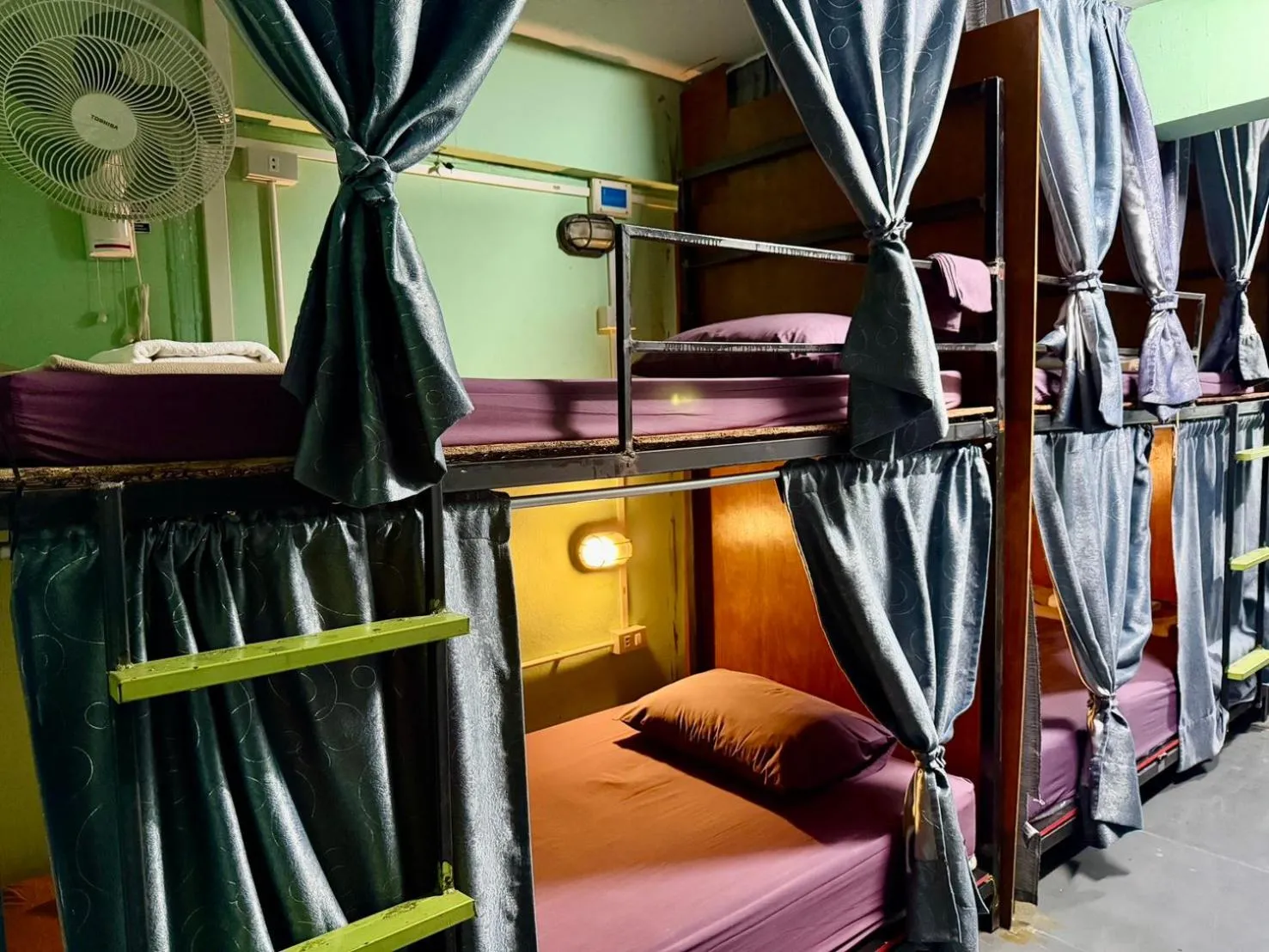 Photo of the whole room, Bed in J Giant Hostel