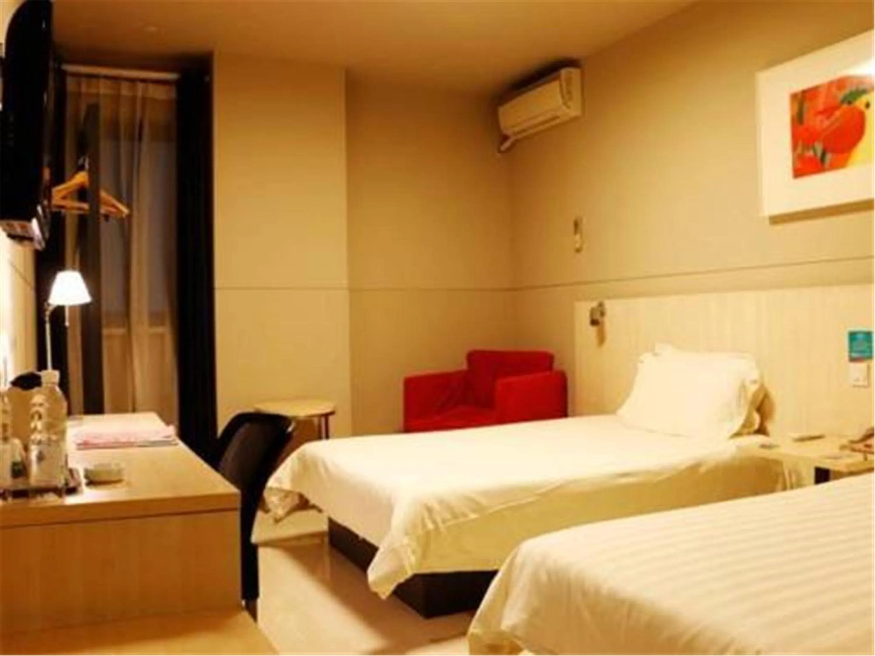 Bed in Jingjiang Inn Select Shanghai New Hongqiao