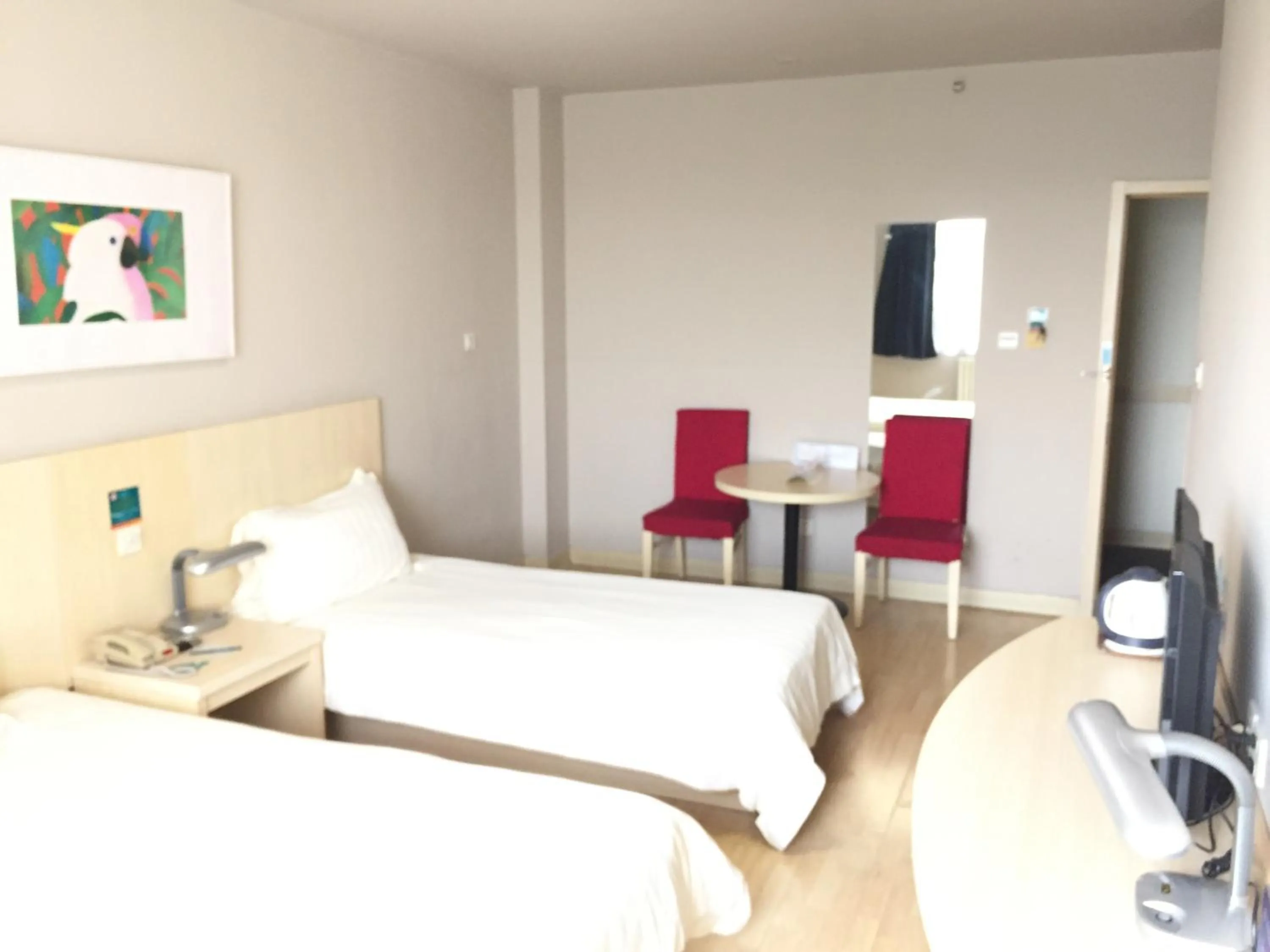 Photo of the whole room in Jinjiang Inn Beijing South Station