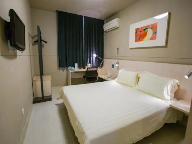 Jinjiang Inn Changzhou, Tianning Temple