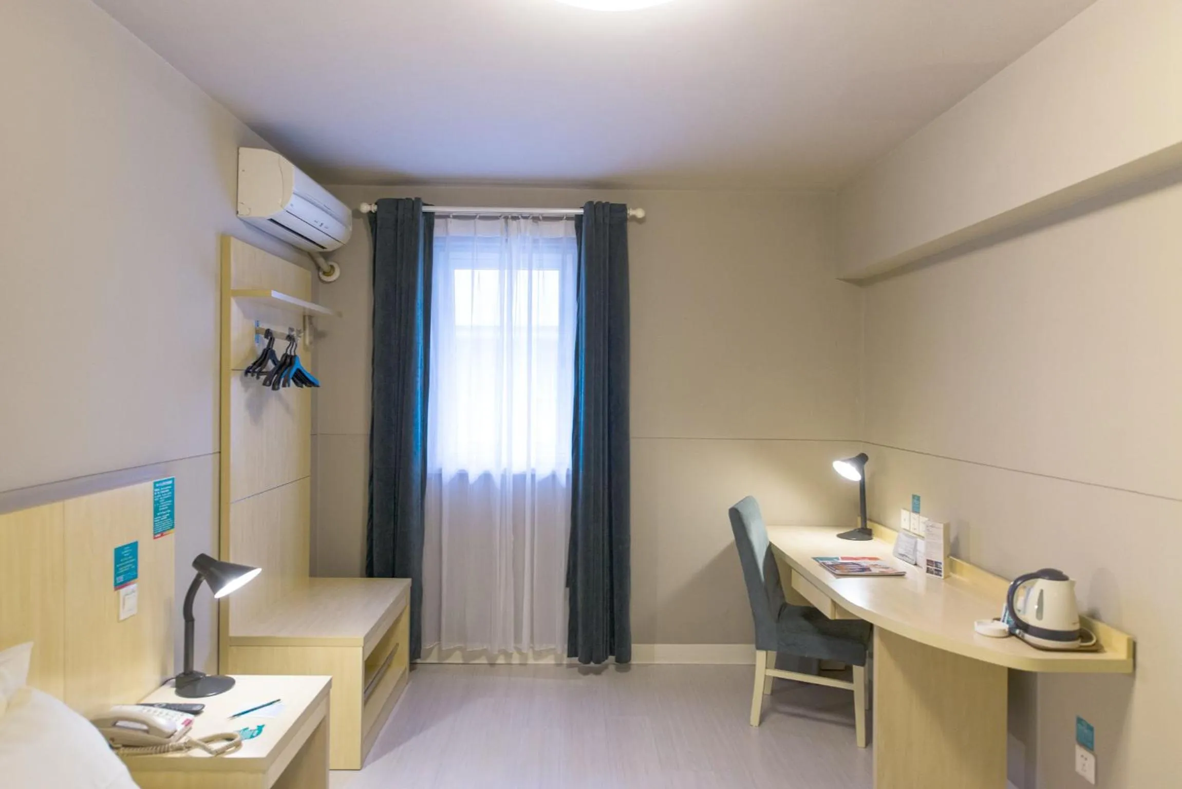 Bedroom in Jinjiang Inn Xinxiang Railway Station