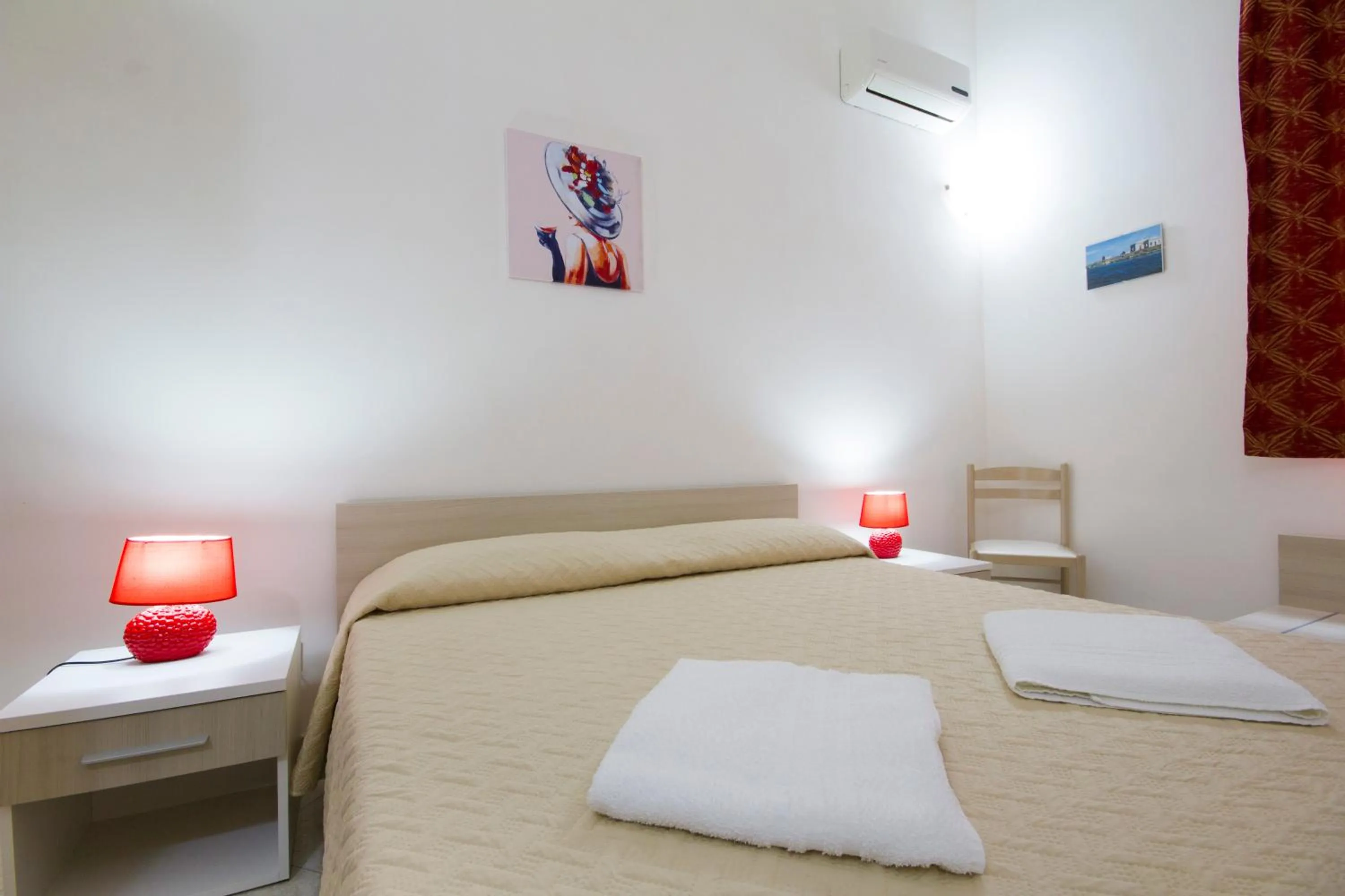 Bedroom, Bed in B&B Isole Dello Stagnone