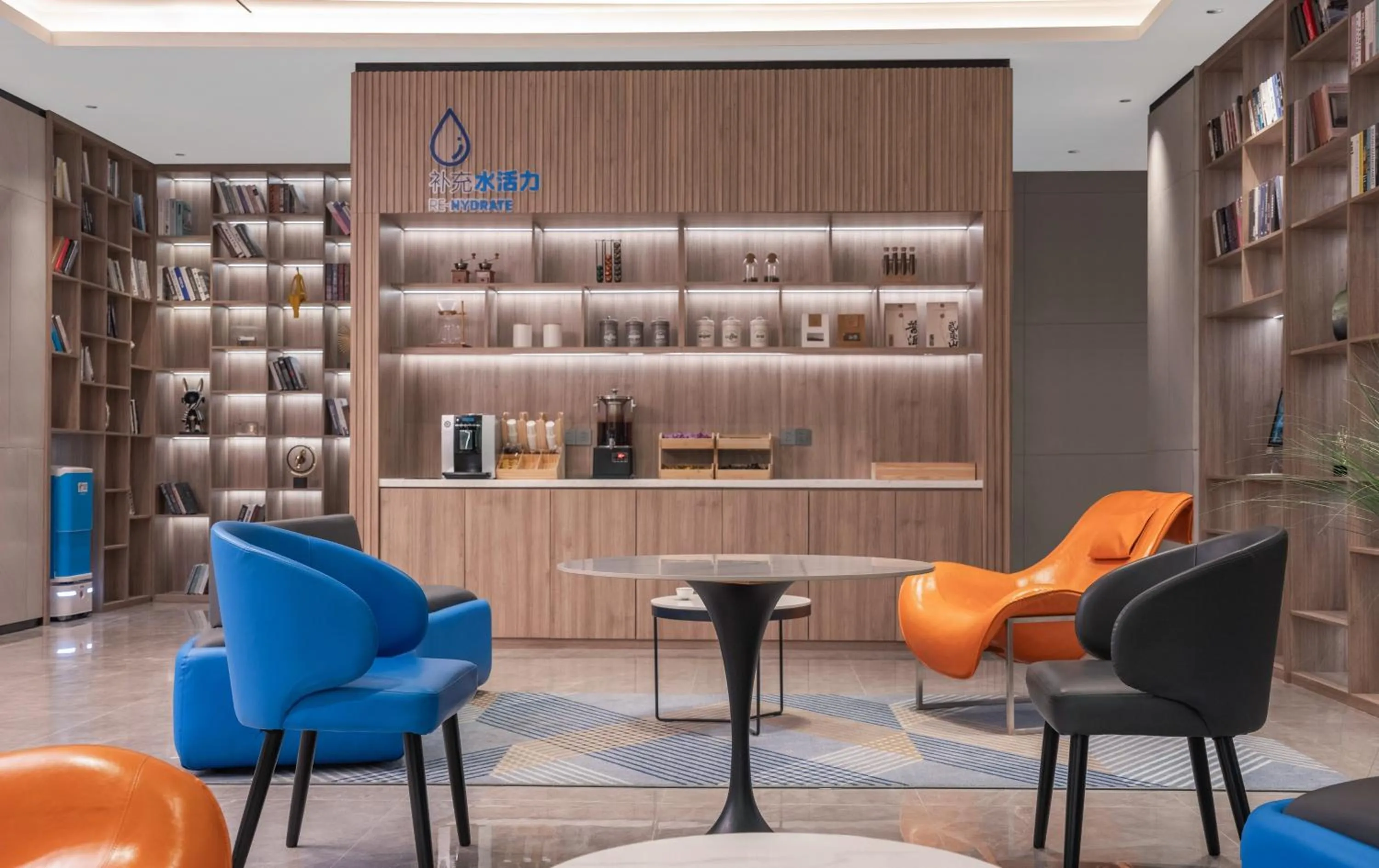 Property building in Holiday Inn Express Suzhou Dushu Lake by IHG