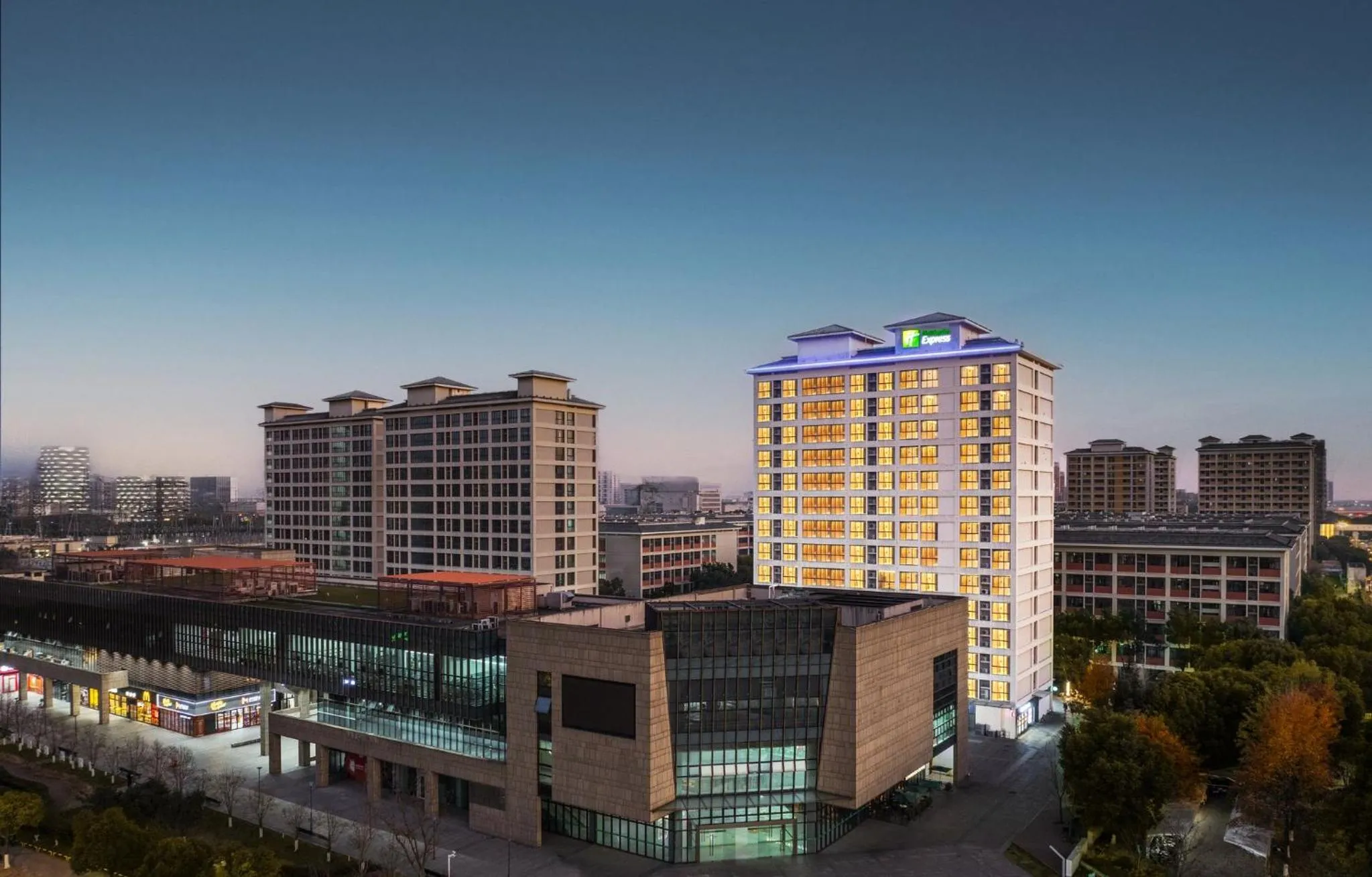 Property building in Holiday Inn Express Suzhou Dushu Lake Xi`an Jiaotong-Liverpool University by IHG