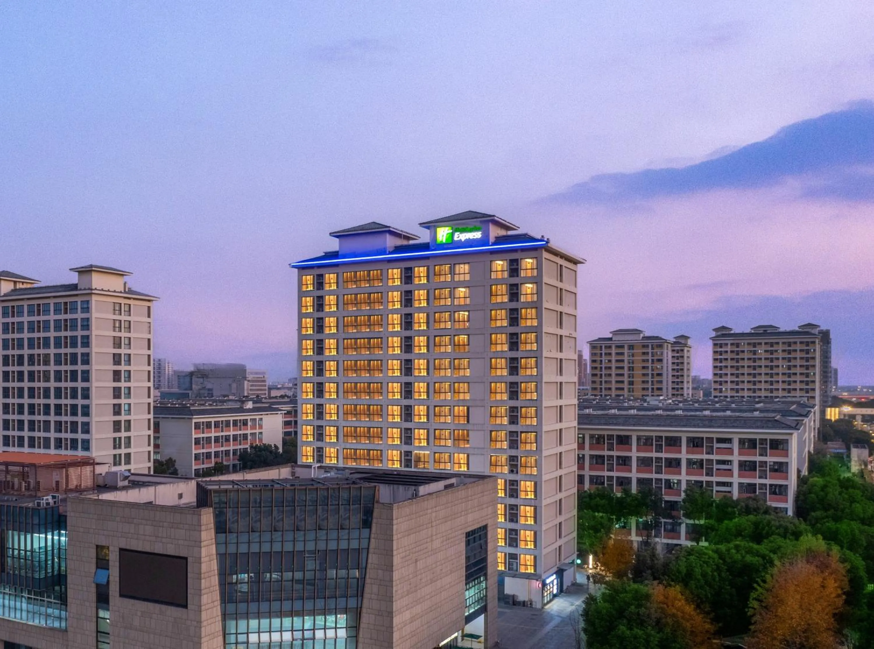 Property building in Holiday Inn Express Suzhou Dushu Lake by IHG