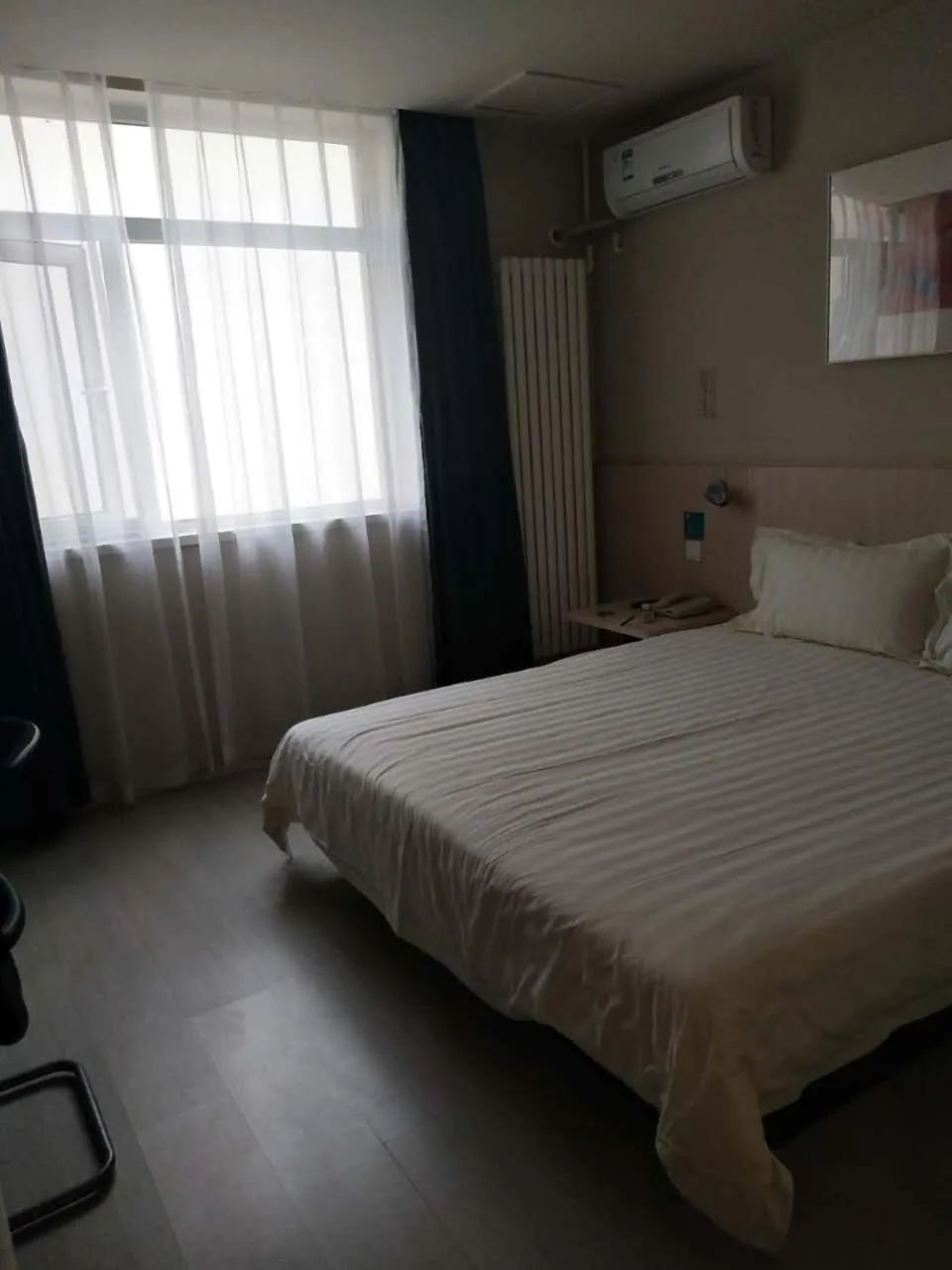 Decorative detail in Jinjiang Inn Beijing Laiguangying