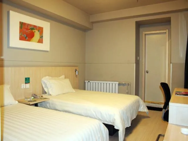 Bed in Jinjiang Inn Benxi Bus Station