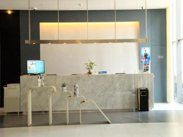 Jinjiang Inn Select Jiaxing Wanda Plaza