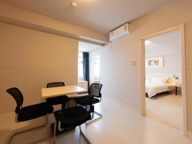 Jinjiang Inn Xianning Yinquan Avenue Hot Spring Hotel