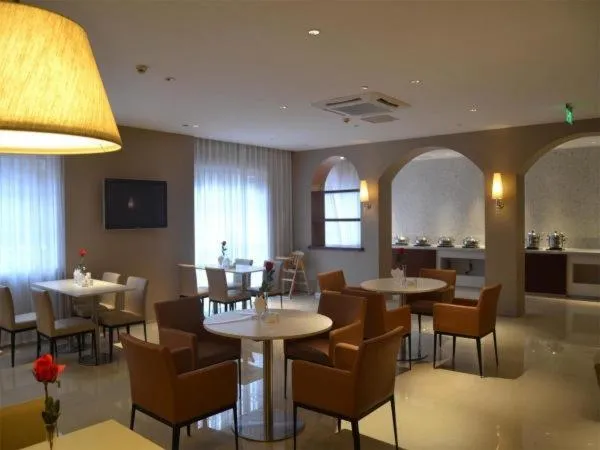 Jinjiang Inn Select Jinggangshan Scenic Spot Bus Station