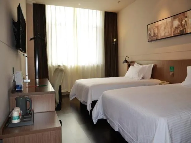 Bed in Jinjiang Inn Select Baoding Baiyangdian