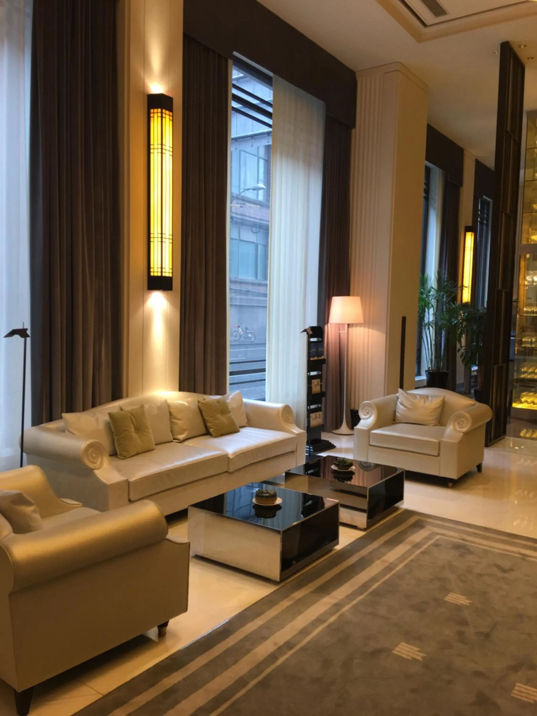 Lobby or reception in Golden Tulip New Asia Hotel The Bund Shanghai