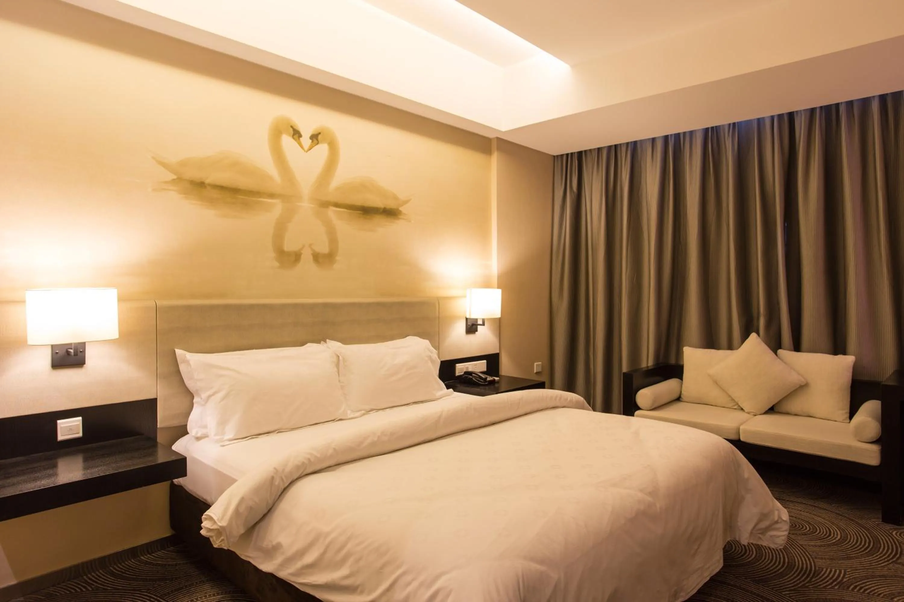 Bed in Metropolo, Hefei, Wanda Plaza, Swan Lake