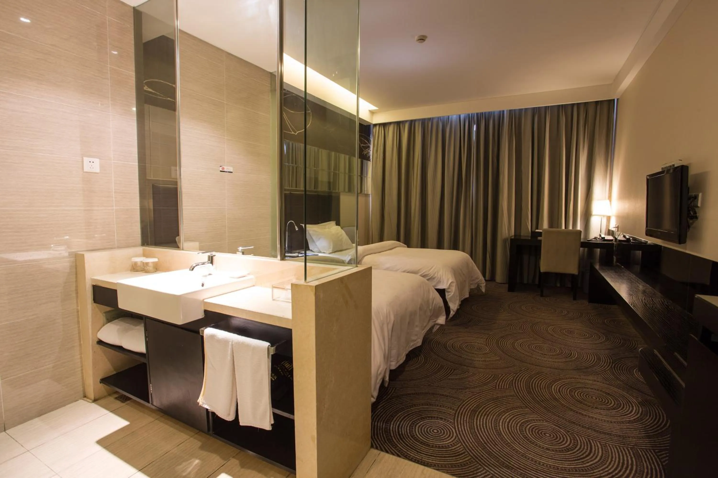 Bed in Metropolo, Hefei, Wanda Plaza, Swan Lake