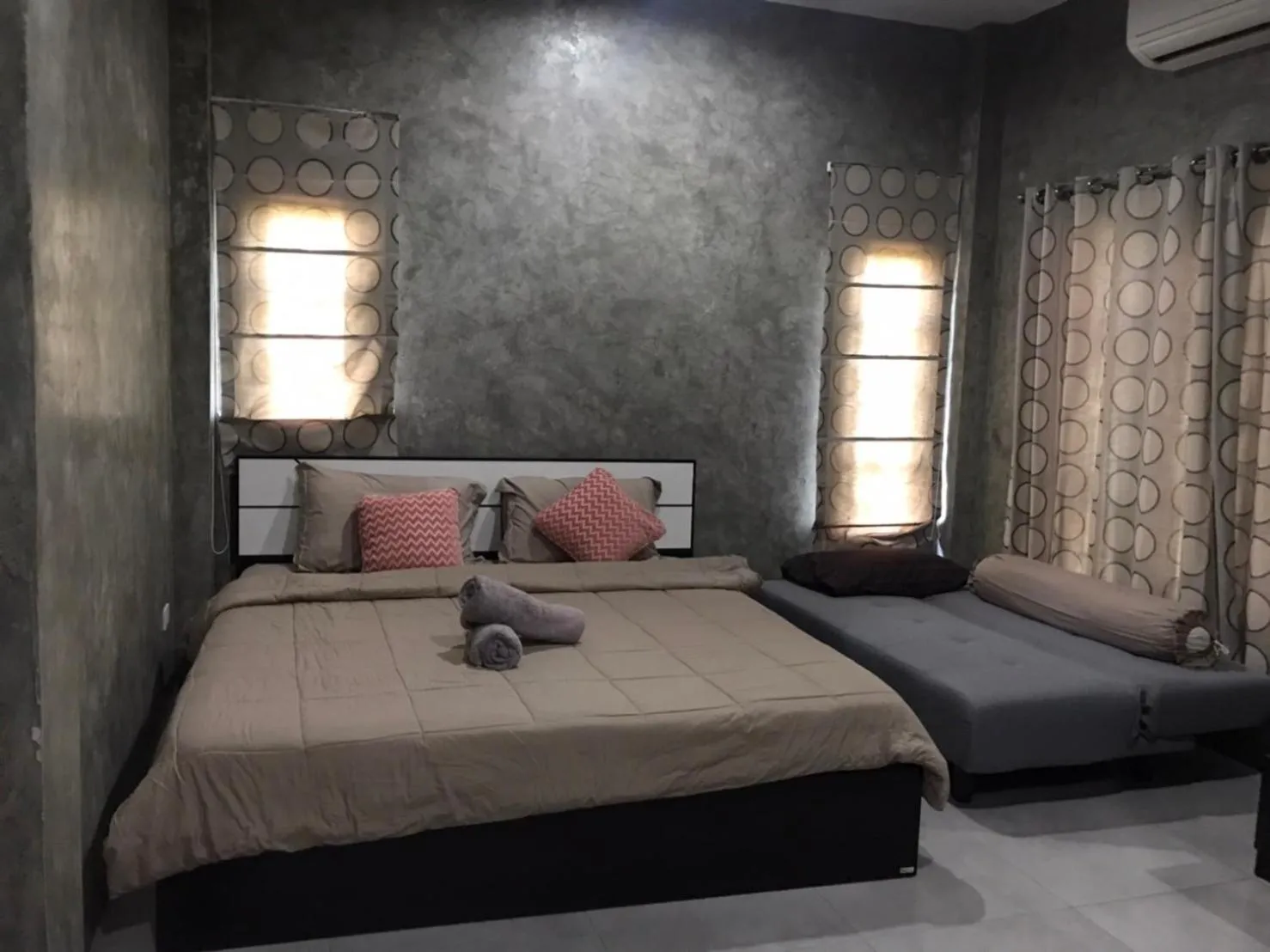 Bed in PK Villa Huahin