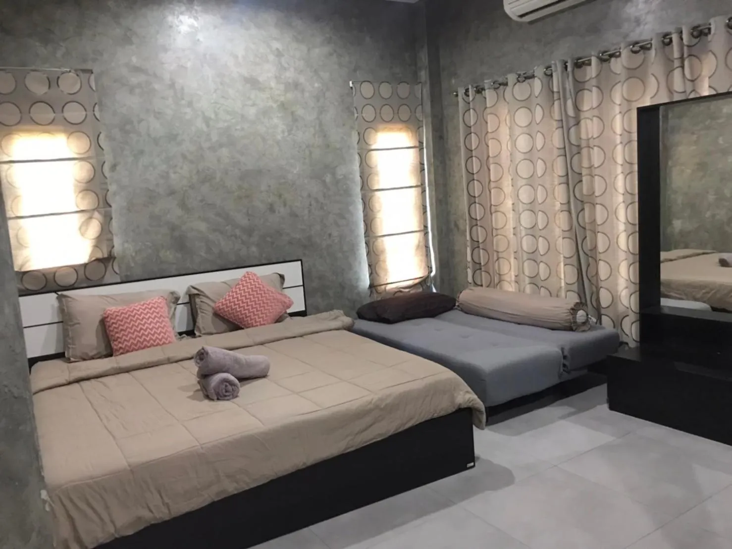 Bed in PK Villa Huahin