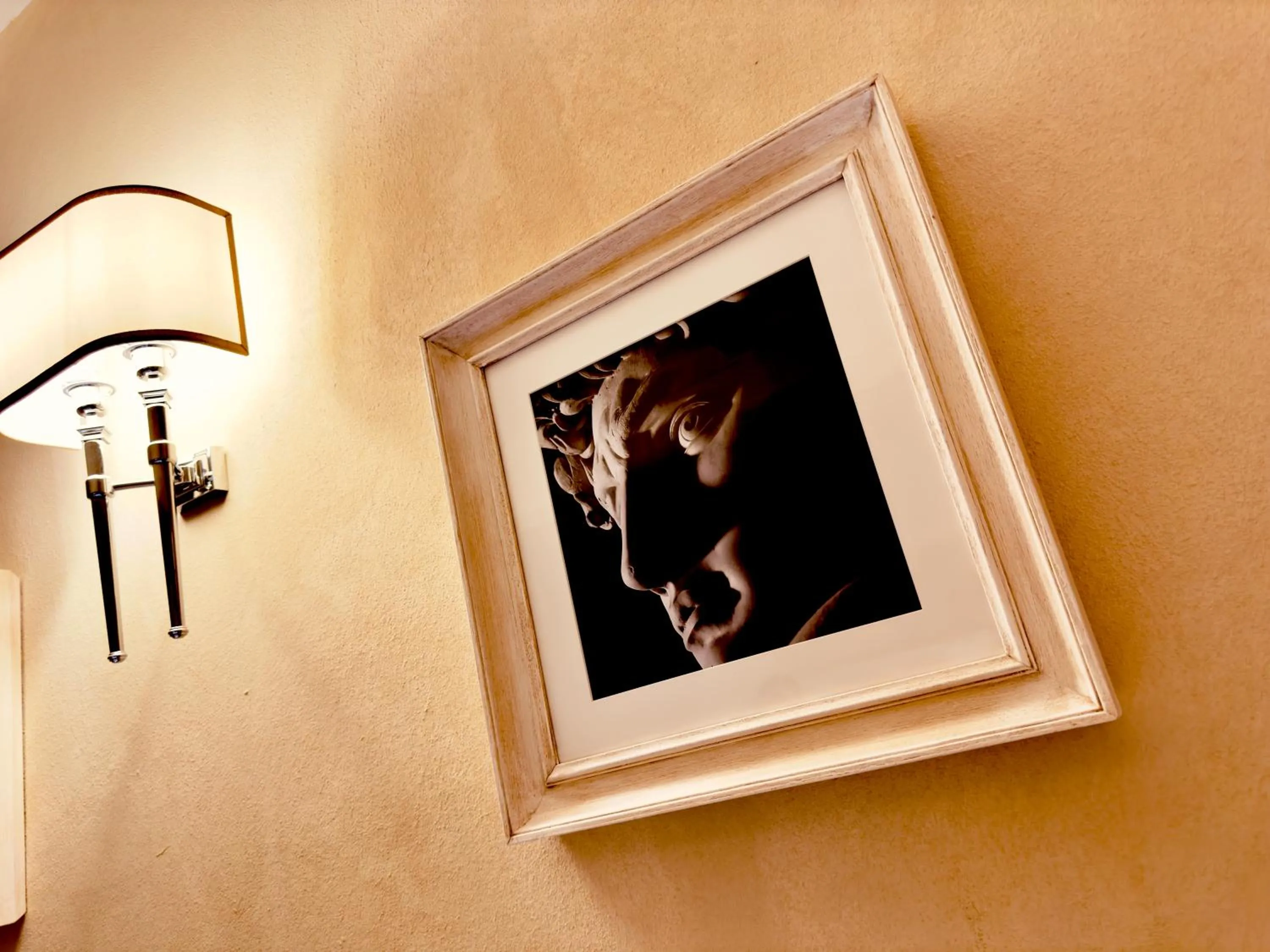 Decorative detail in Relais Uffizi