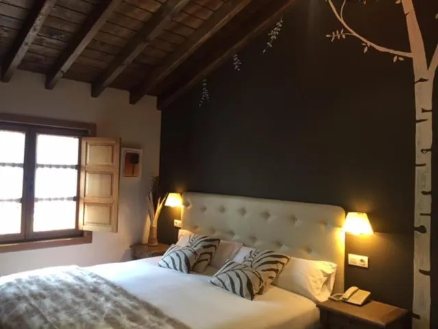 Bed in El Coto Hotel Restaurante