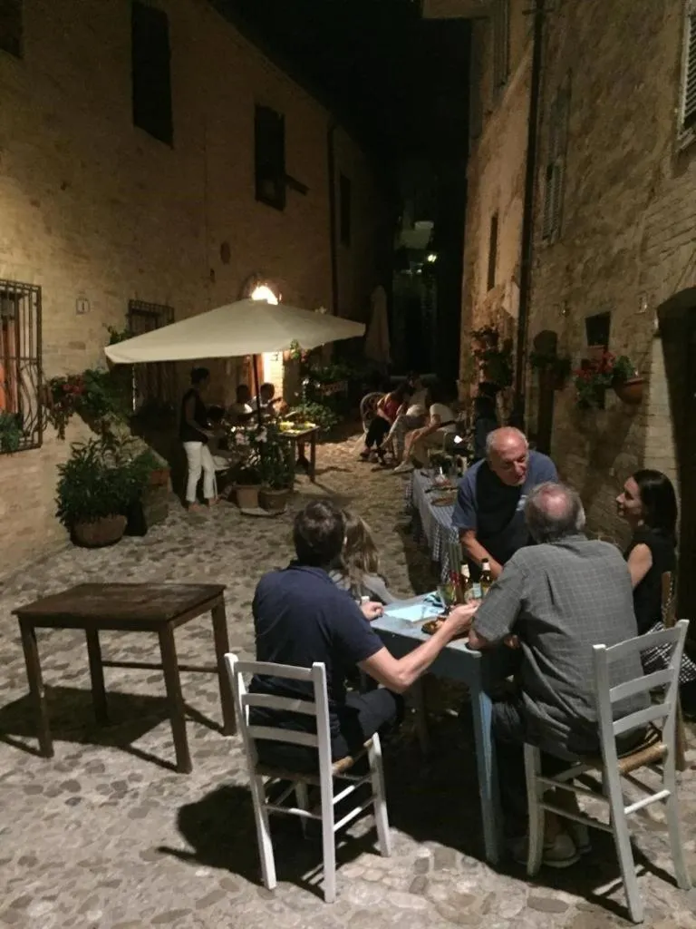 Casannunziata - appartamento con 2 camere no cucina