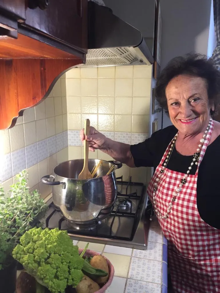 Casannunziata - appartamento con 2 camere no cucina