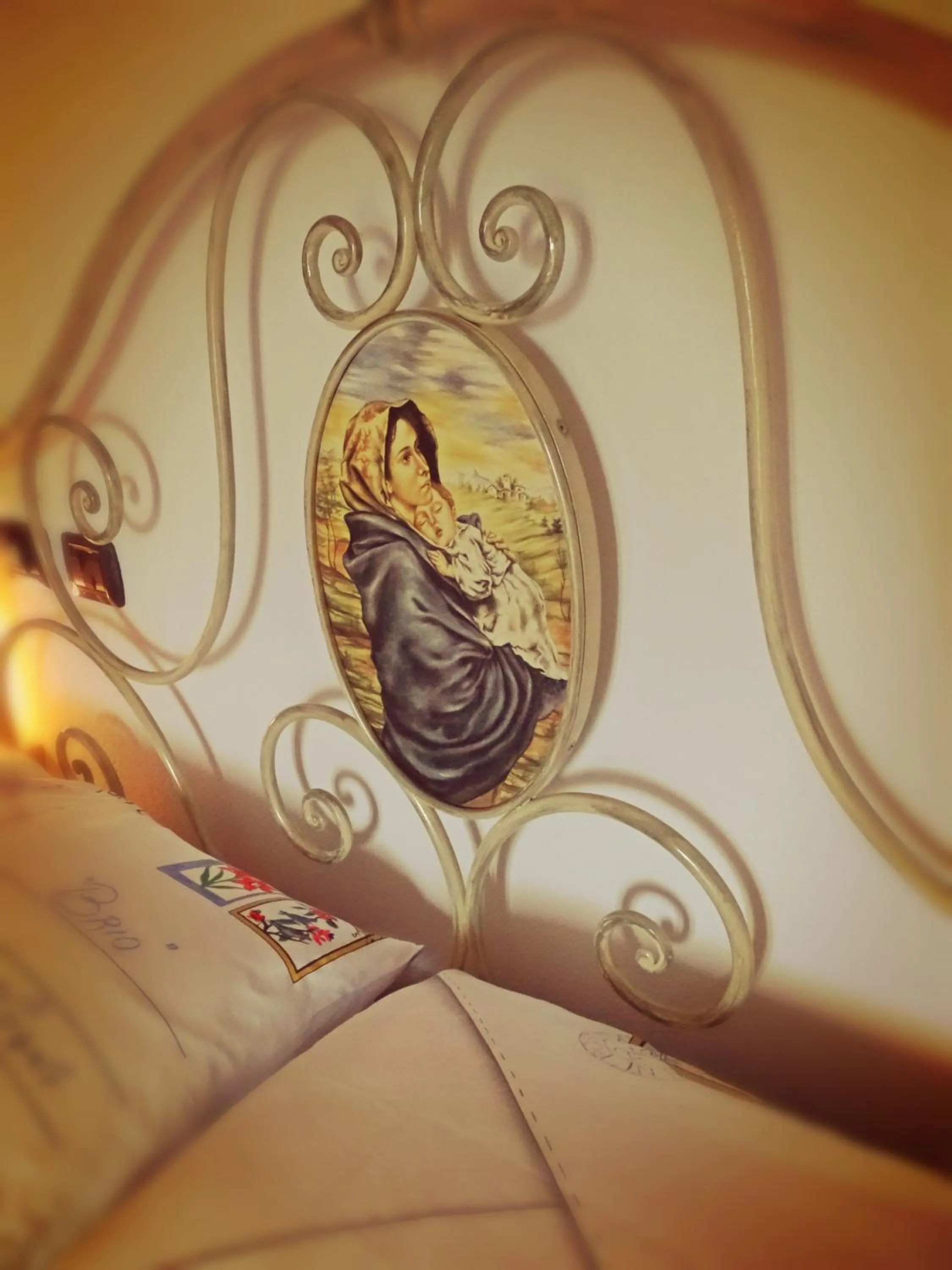 Decorative detail in Casale del Sole