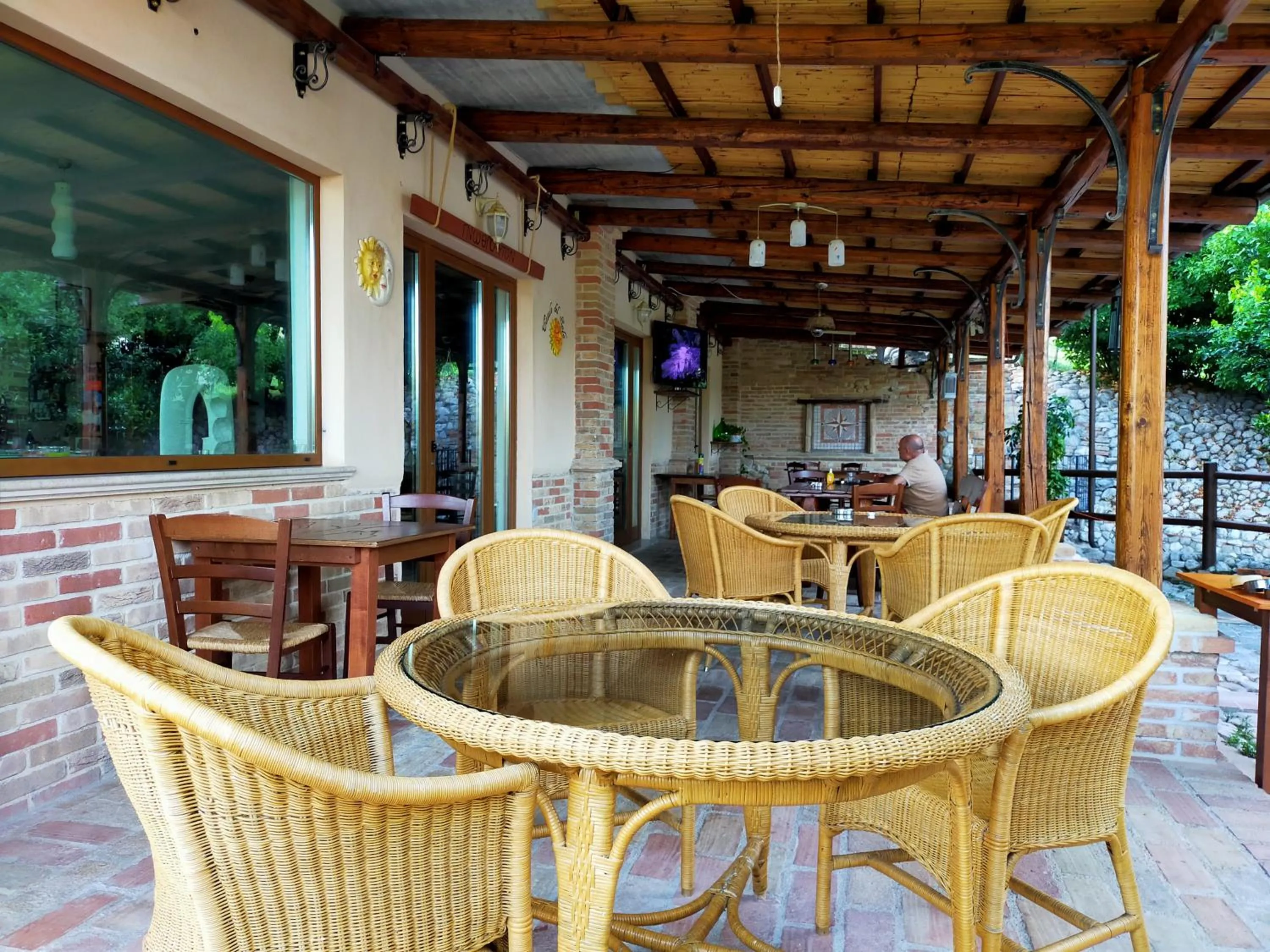 Restaurant/places to eat in Casale del Sole