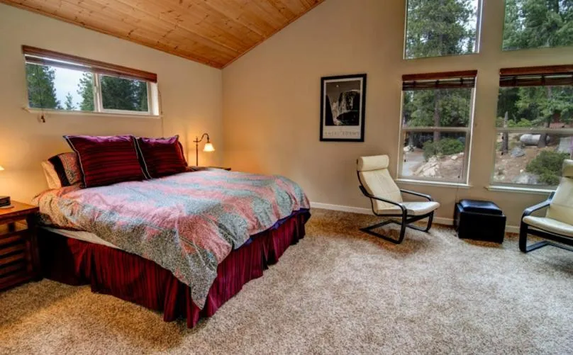 Bed in Alpine Aerie