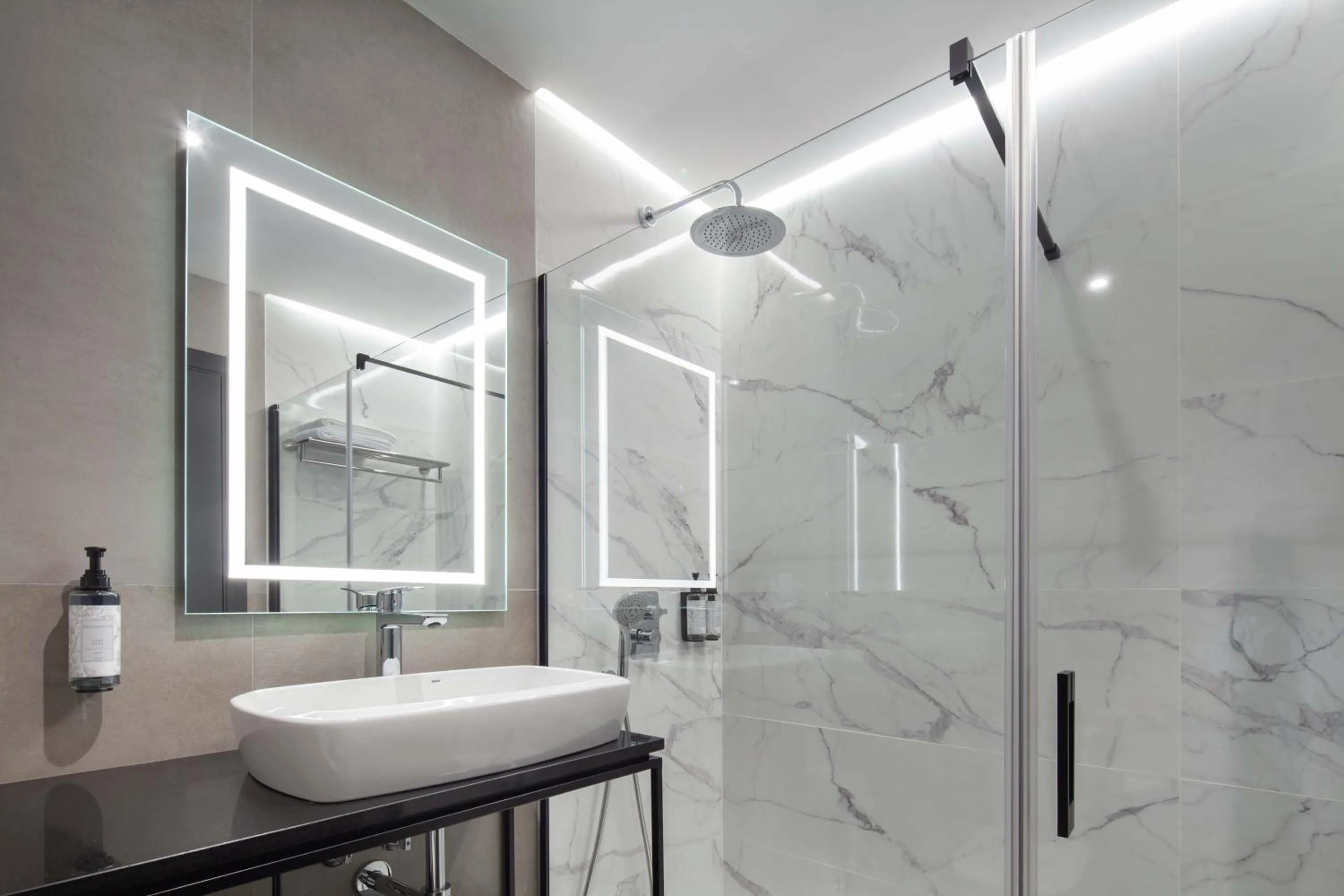 Shower in Leflet Sanlucar