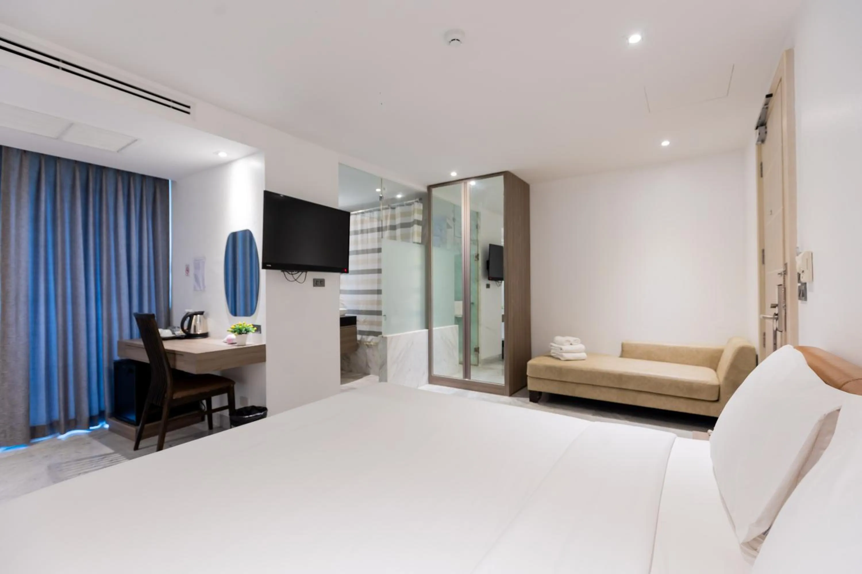 Bed in Sukhothai Residence Ruam Ruedi