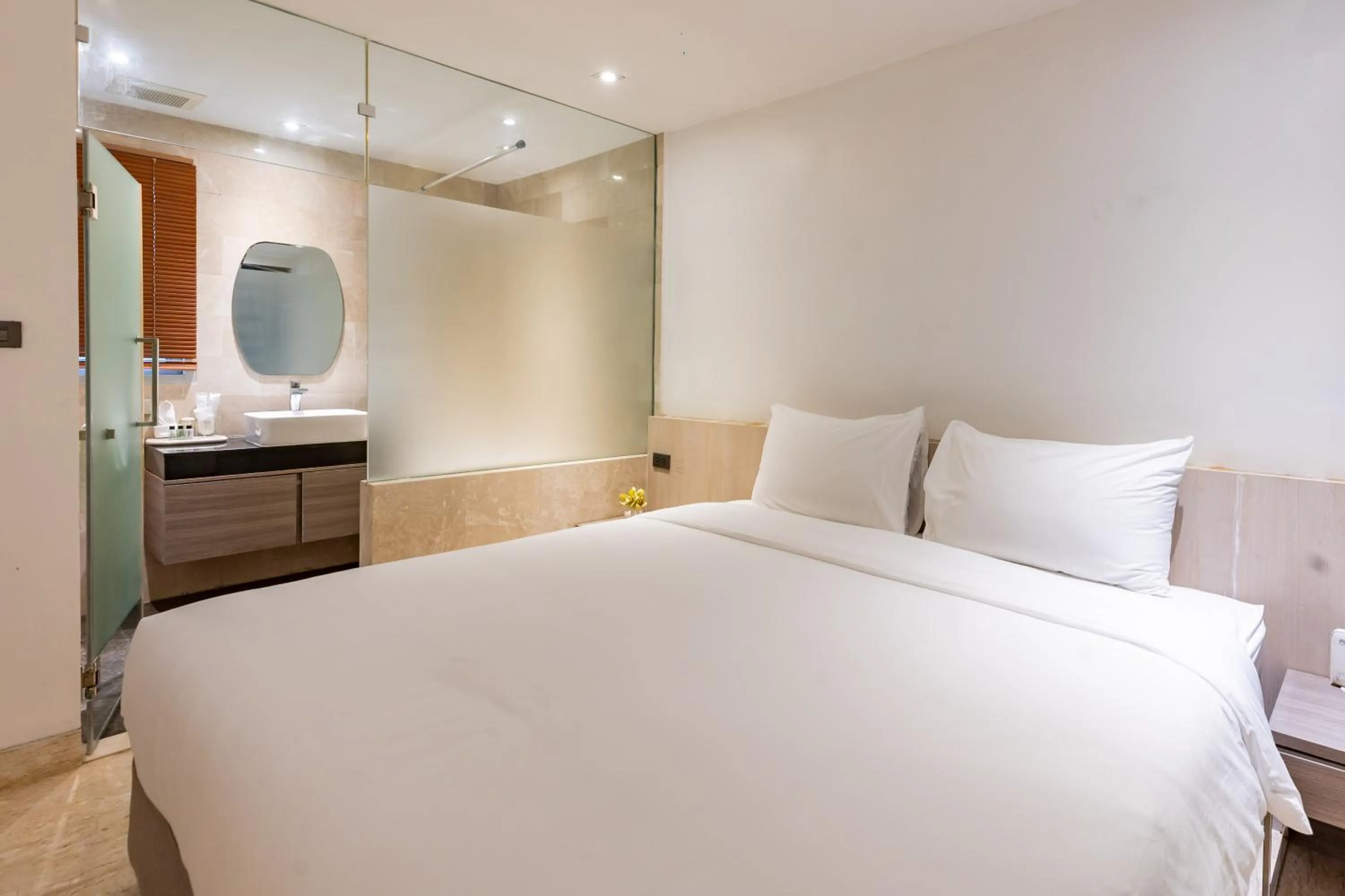 Bed in Sukhothai Residence Ruam Ruedi