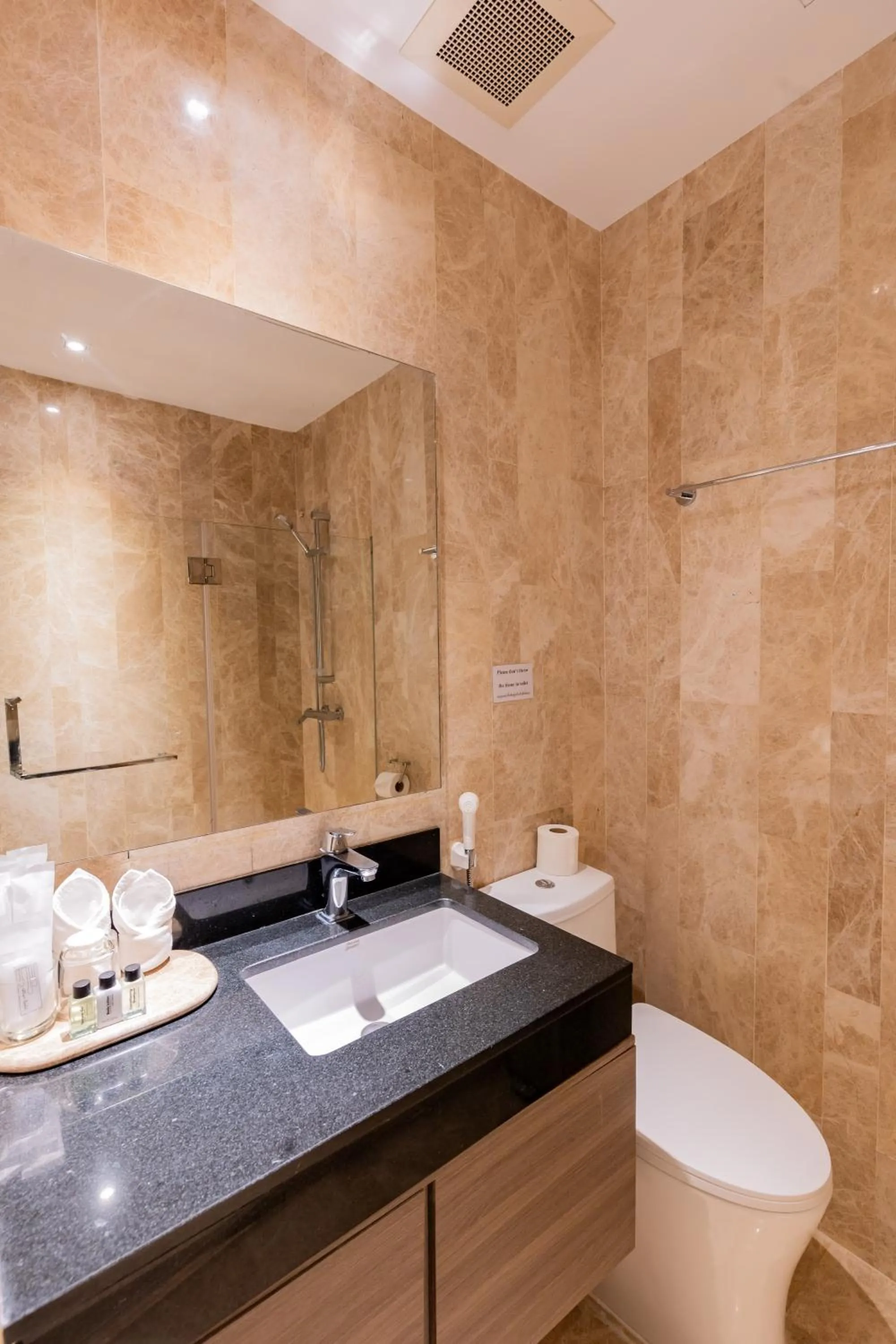 Sukhothai Residence Ruam Ruedi