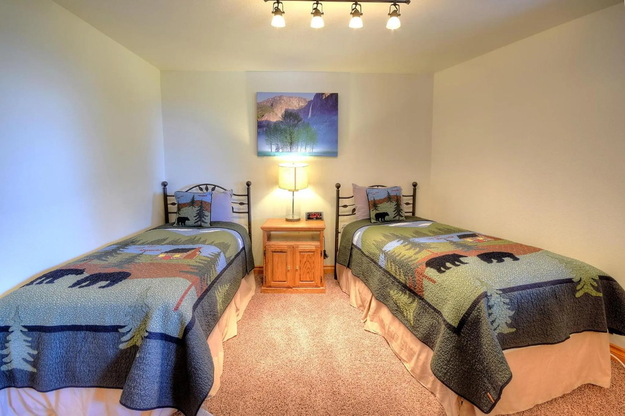 Bed in Treetops Cabin