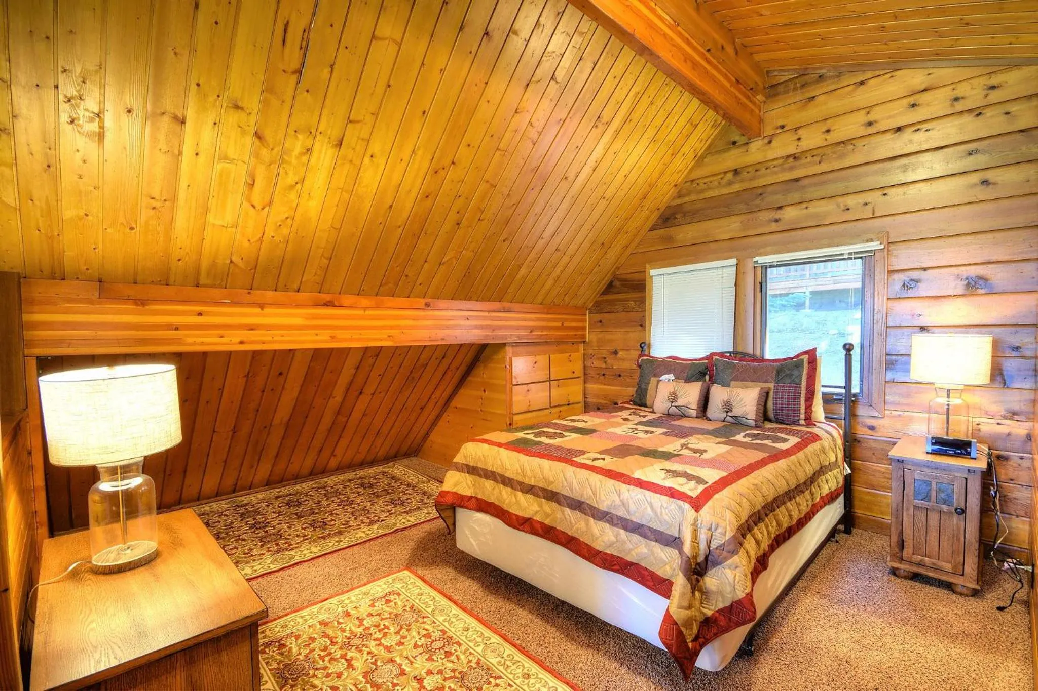 Bed in Treetops Cabin