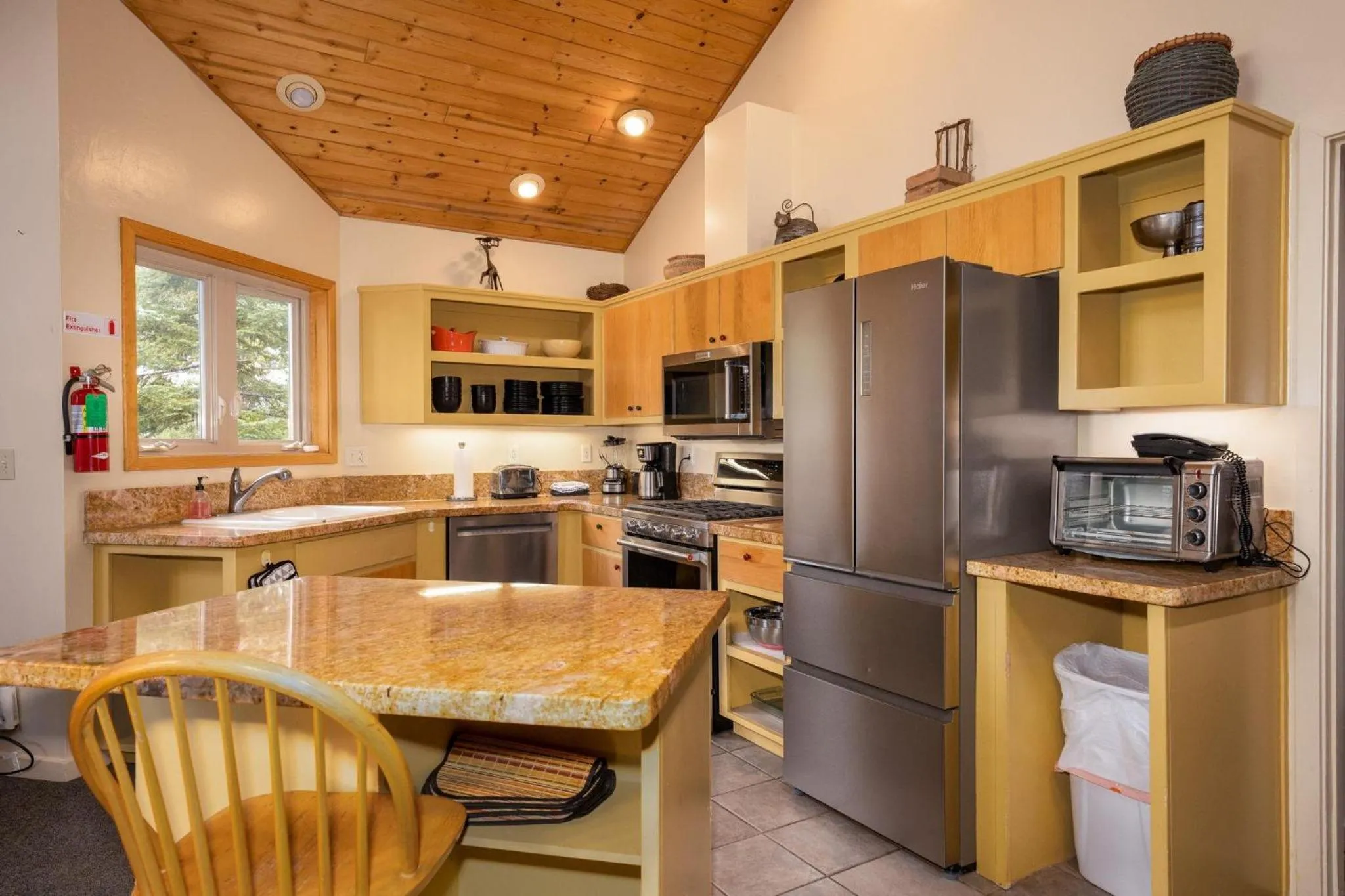 Falcons Nest (Upstairs)