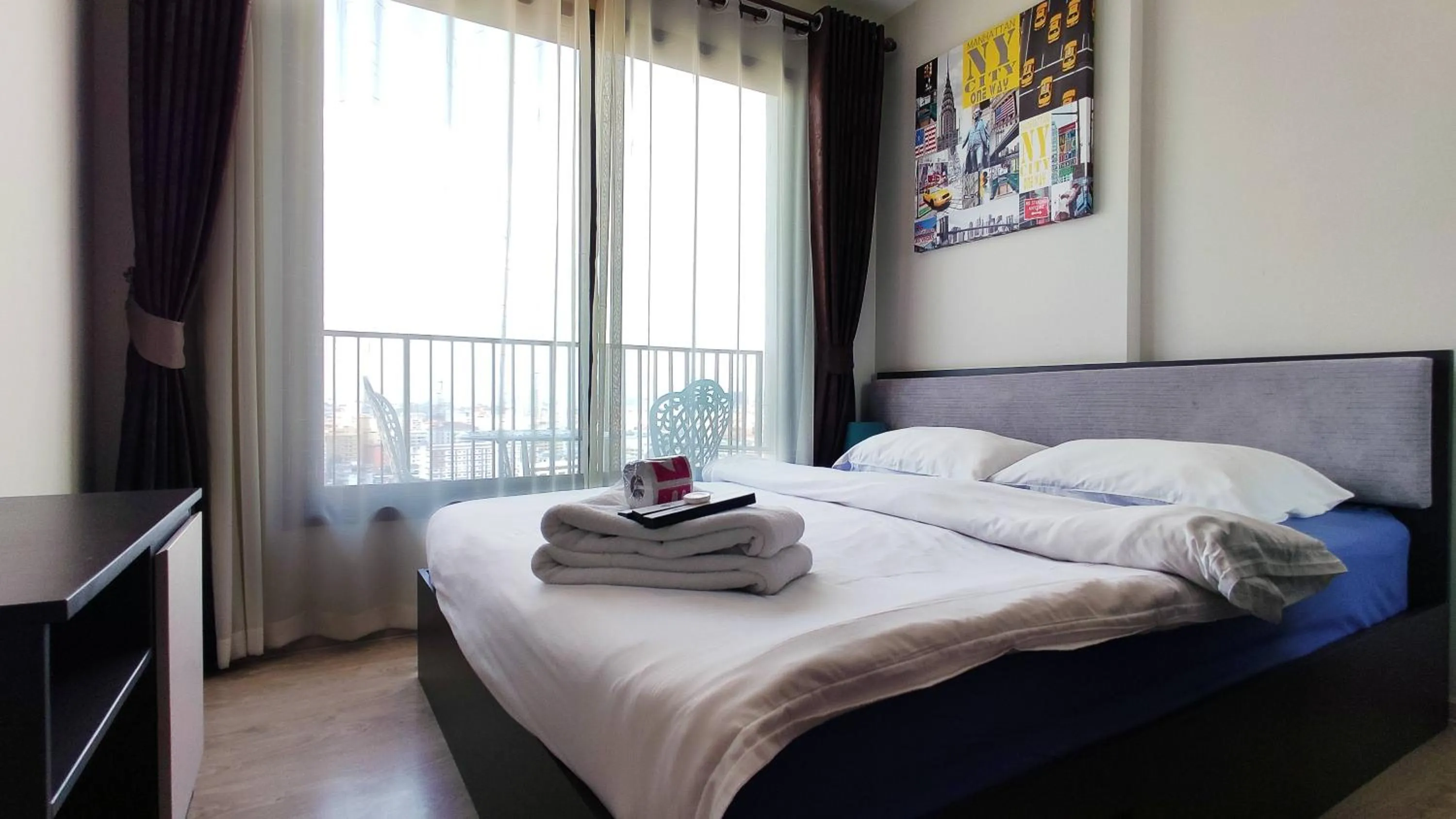 Bedroom, Bed in Many Holiday The Base Condo