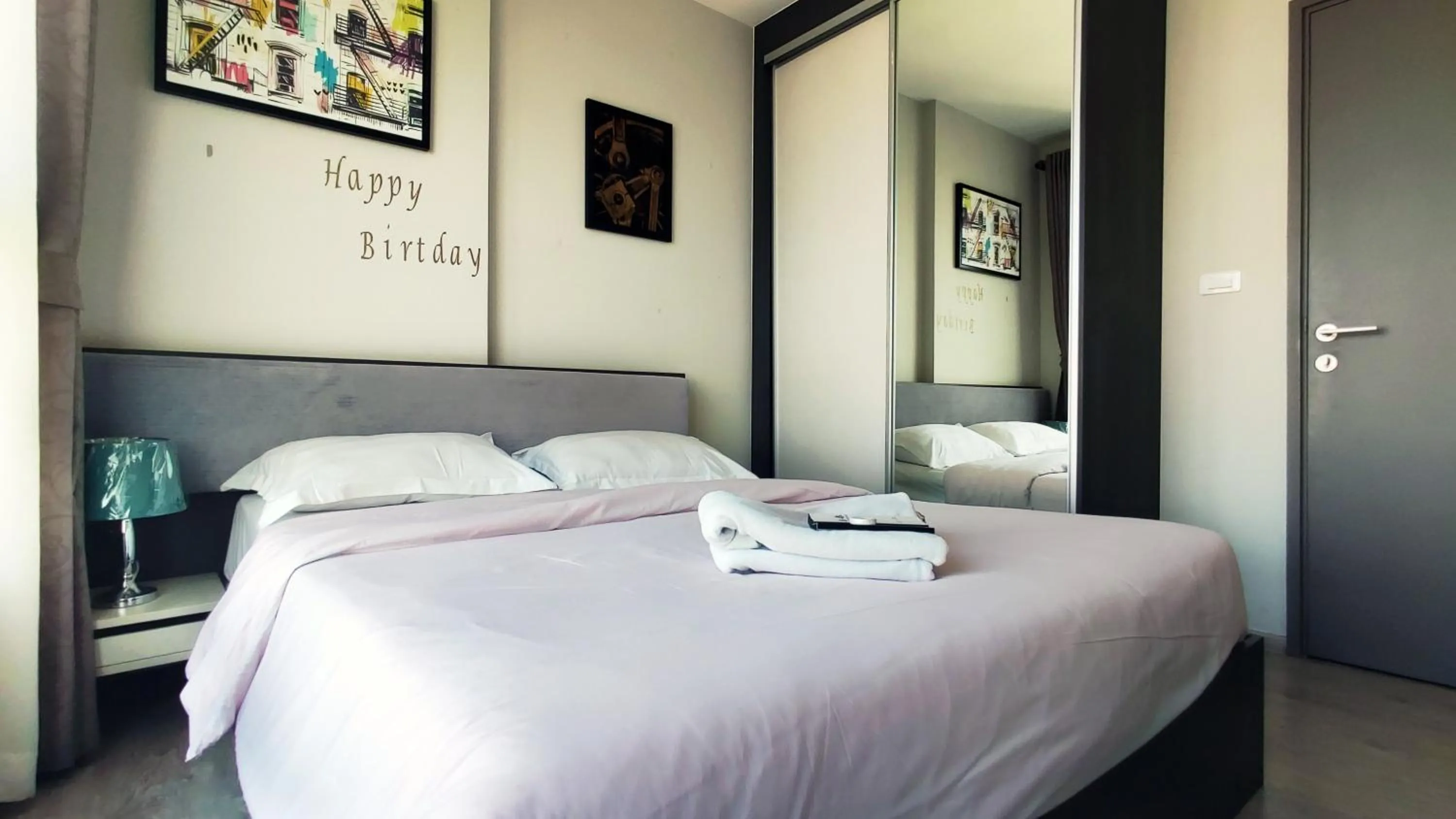 Bed in Many Holiday The Base Condo