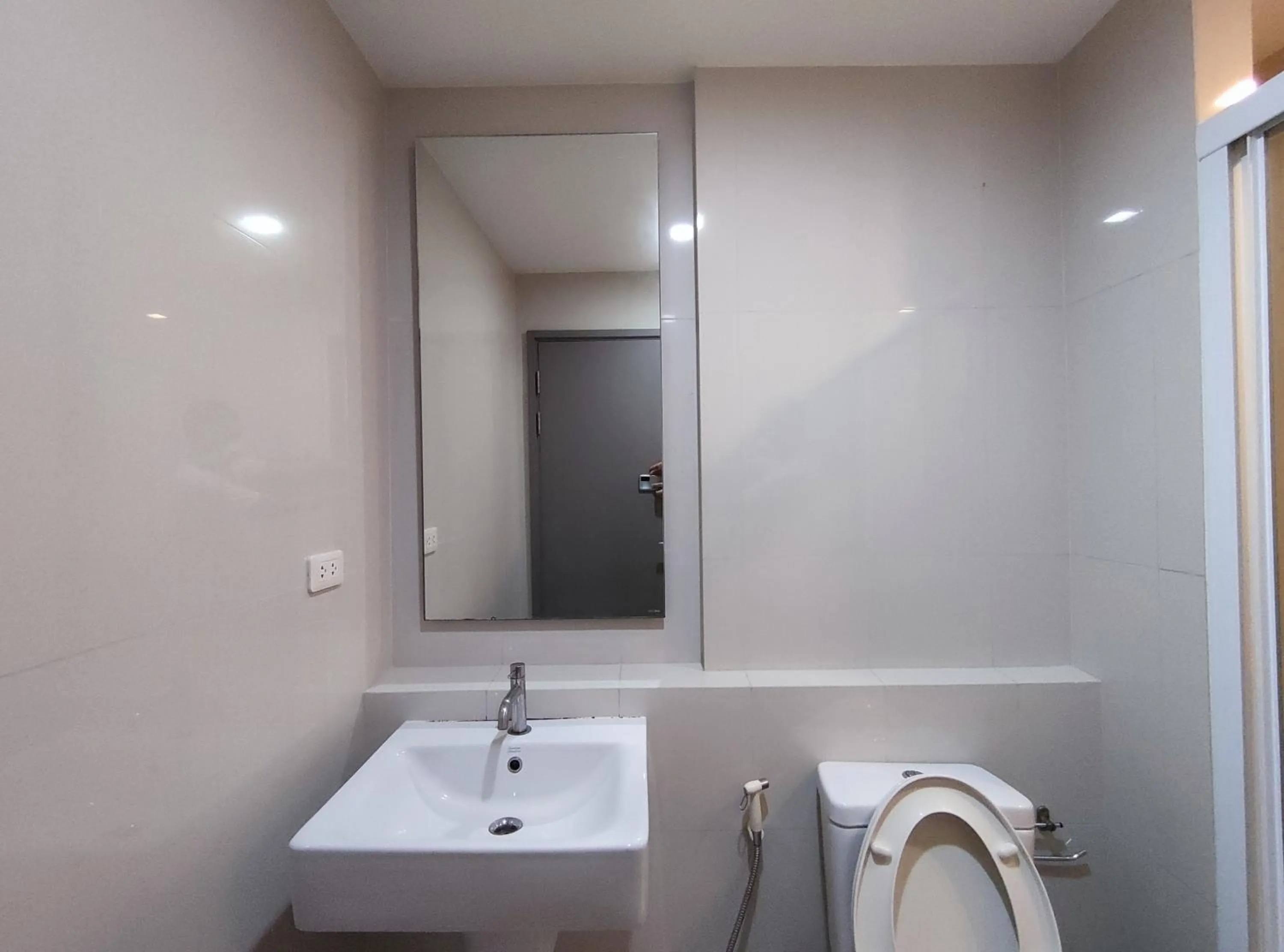 Toilet in Many Holiday The Base Condo