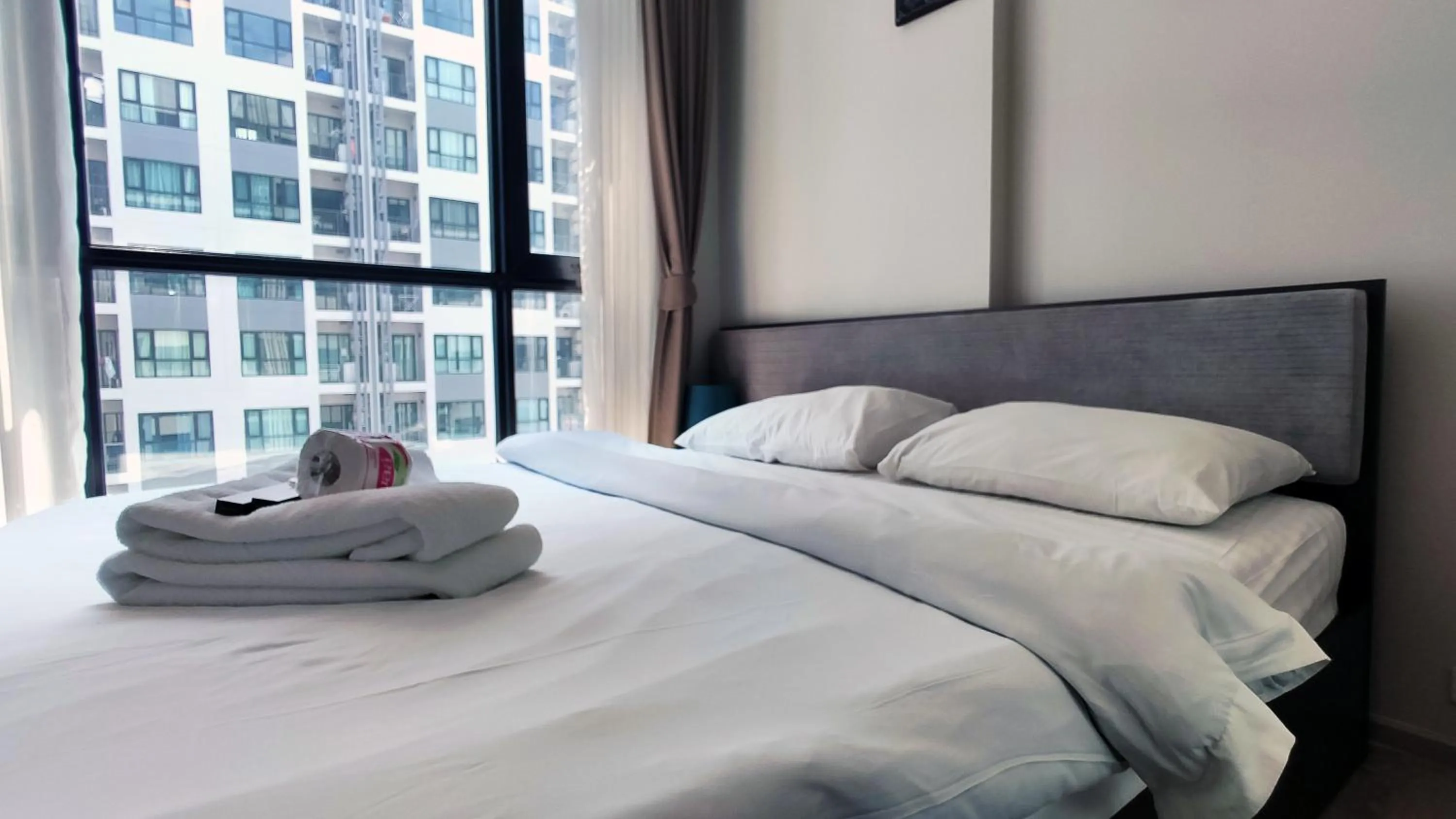 Bed in Many Holiday The Base Condo