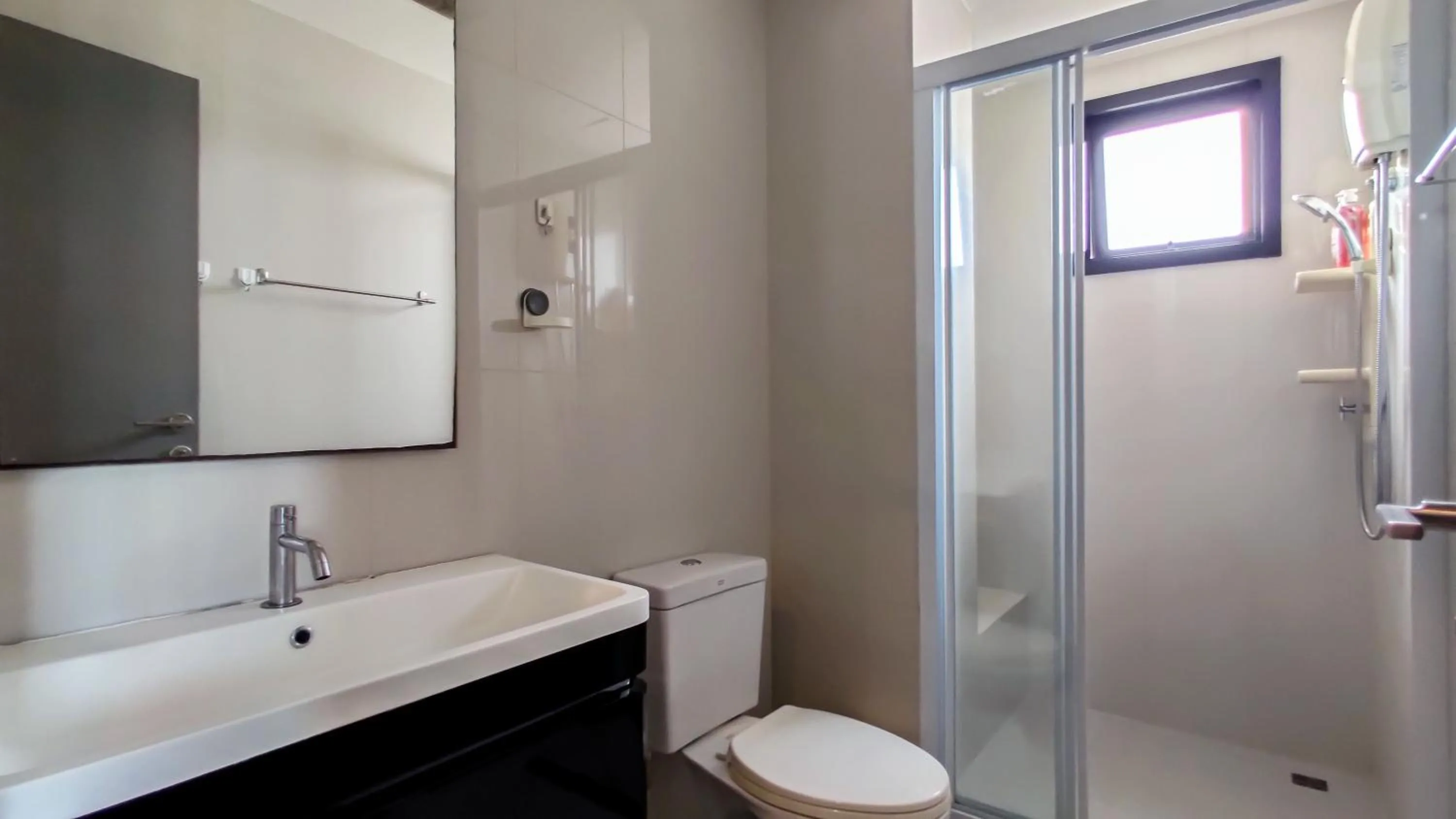 Toilet in Many Holiday The Base Condo