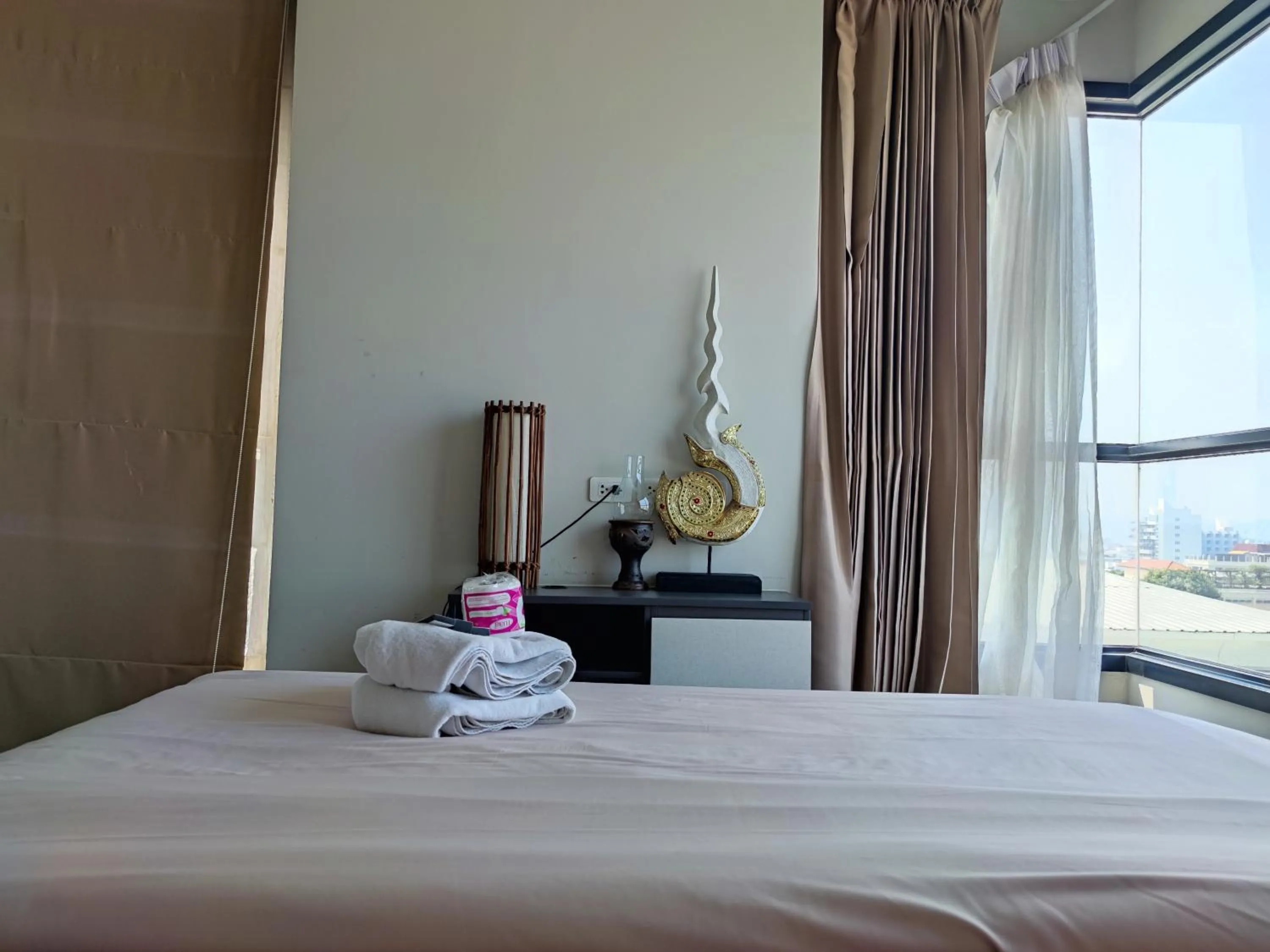 Bed in Many Holiday The Base Condo